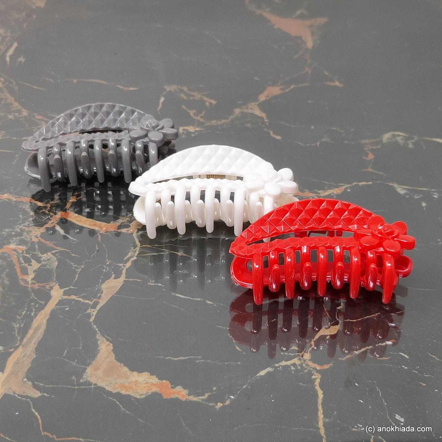 Anokhi Ada Plastic Hair Clutcher / Hair Claw for Girls and Women (Multi-Colour; Pack of 3; 02-16C)