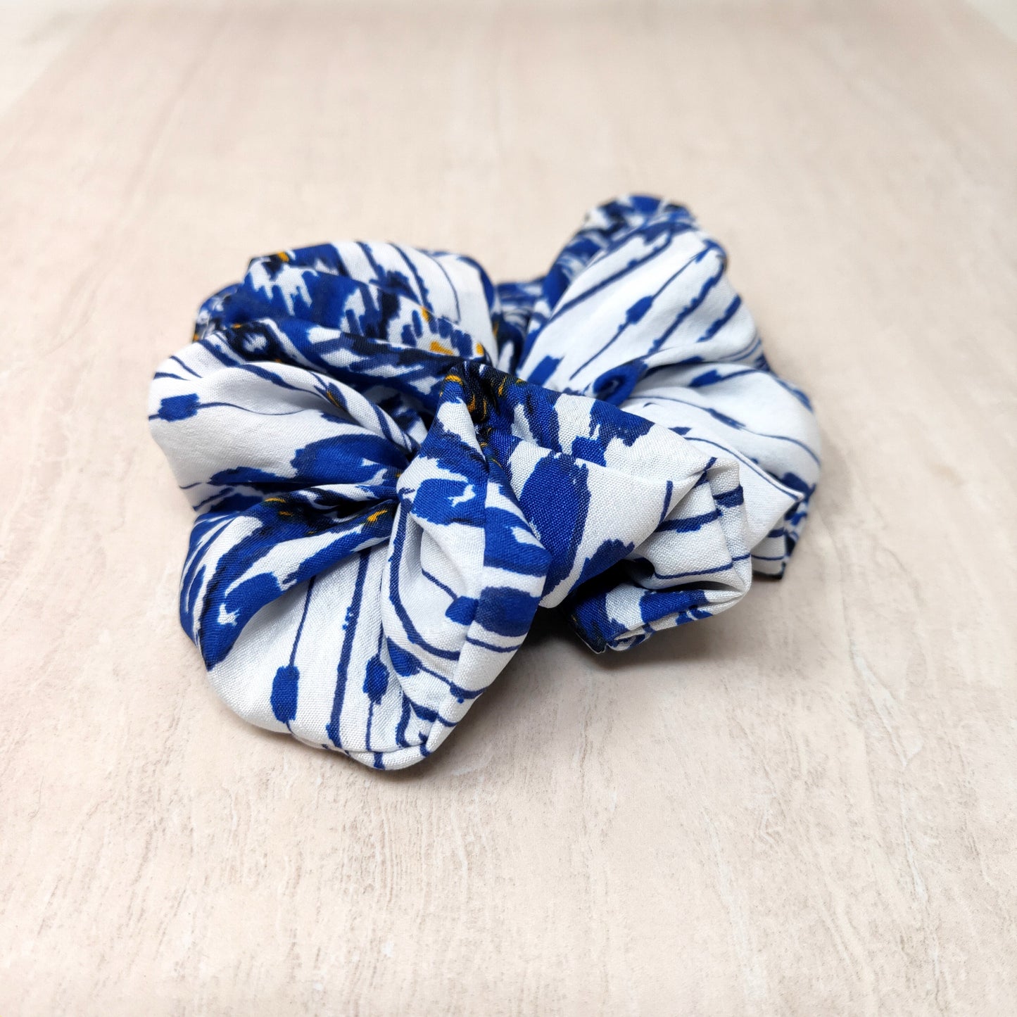 Anokhi Ada Multi-Colour Satin Scrunchie for Girls and Women (15-01 Scrunchie)