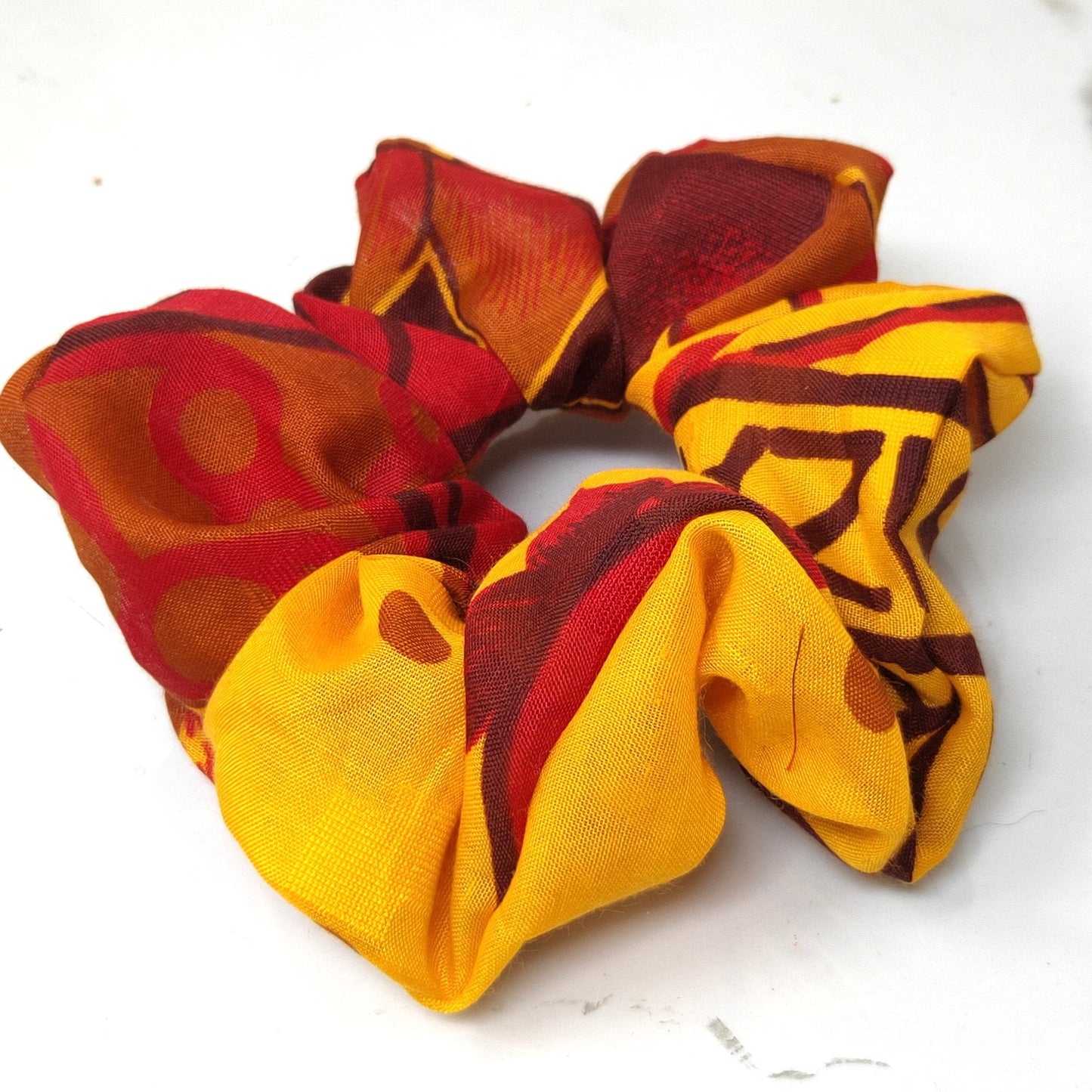 Summer range Scrunchie (15-260 Scrunchie)
