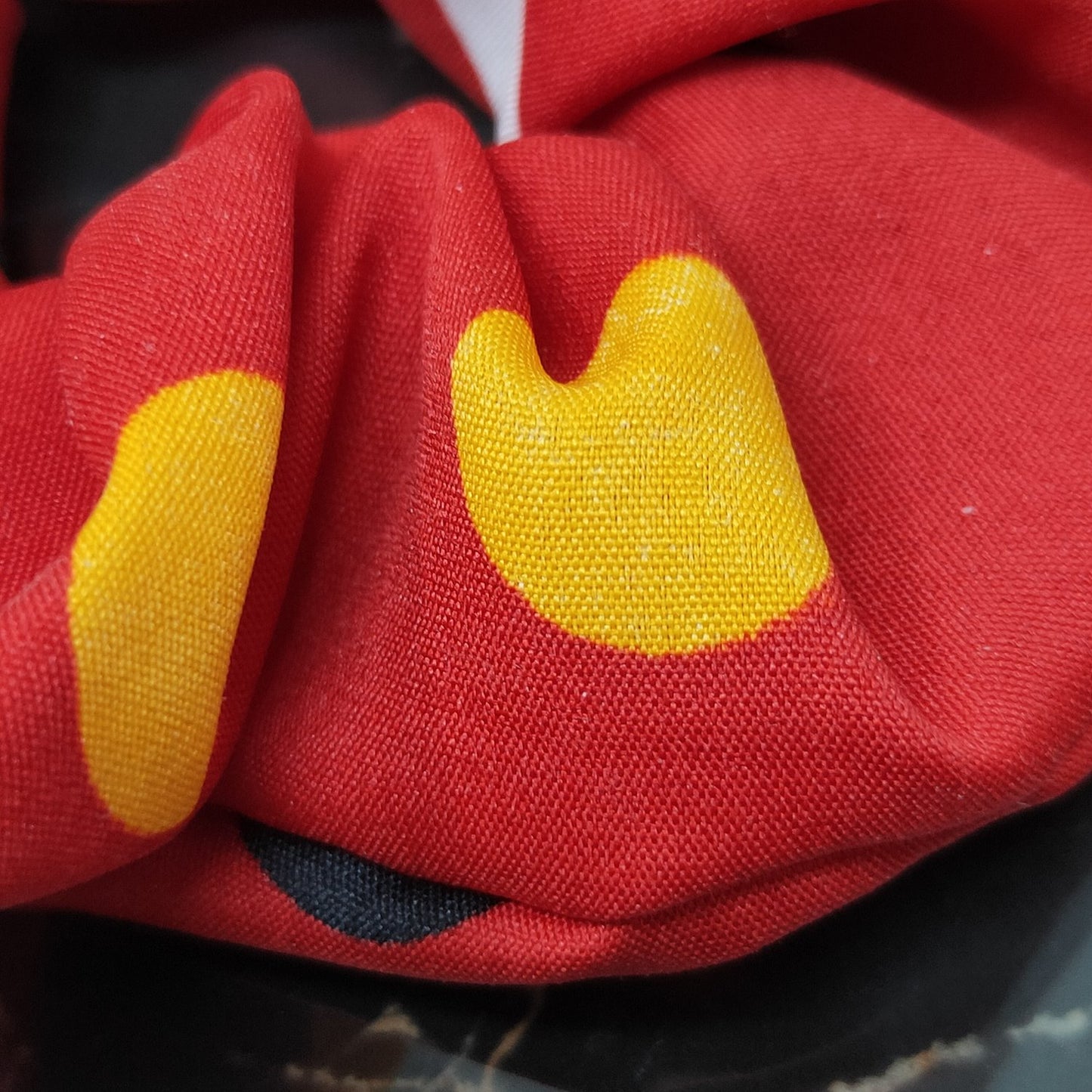 Sun Burn Scrunchie (15-270 Scrunchie)