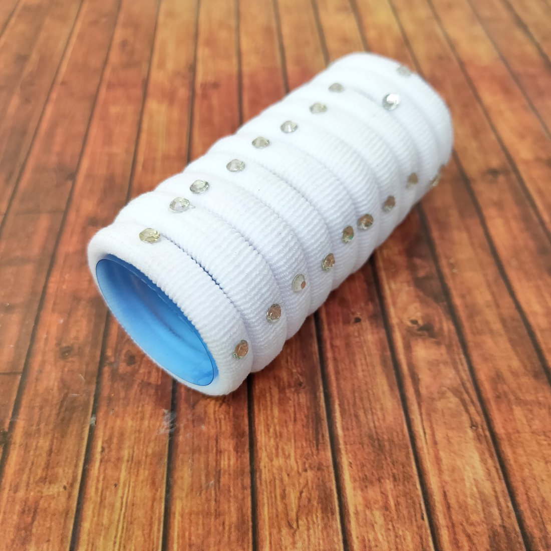 Anokhi Ada Fancy small size Elastic Rubber for Girls and Women (15-29 Ponytail Holders, 10 Pcs White Colour Rubber)