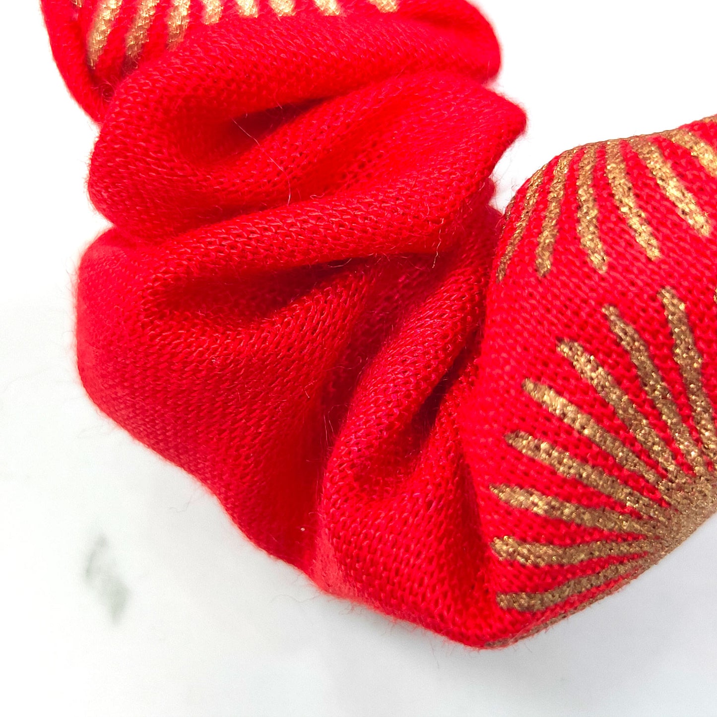 Mini Rosu Scrunchie (15-313 Scrunchie)