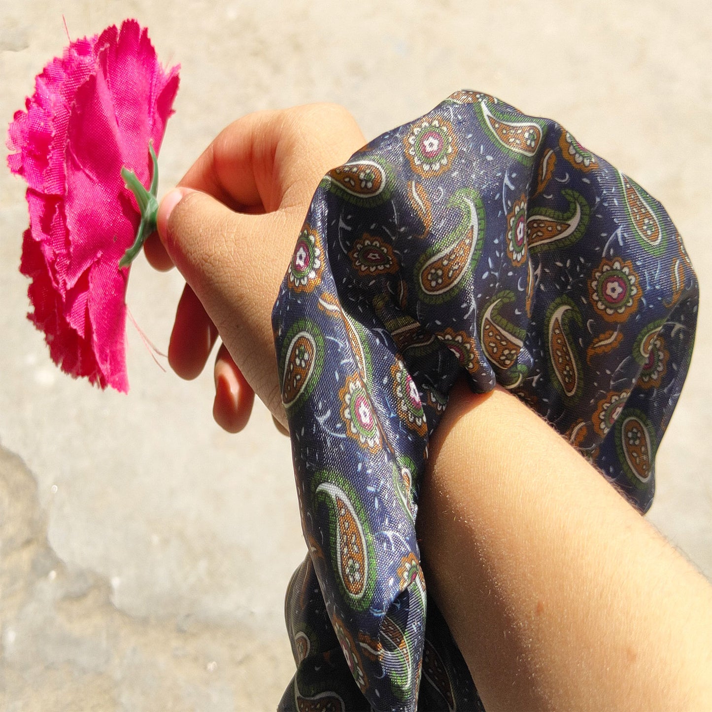 Ombre Scrunchie (15-325 Scrunchie)
