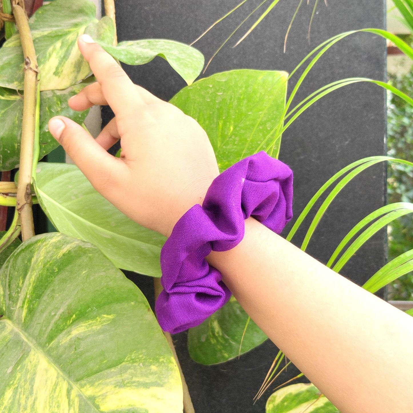 Plum Scrunchie (15-341 Scrunchie)