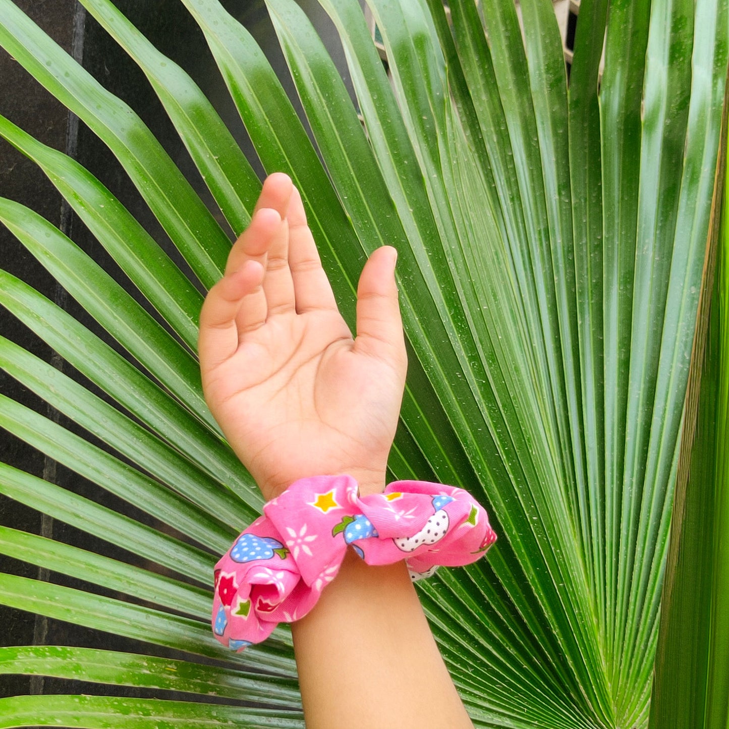 Sandia Scrunchie (15-358 Scrunchie)