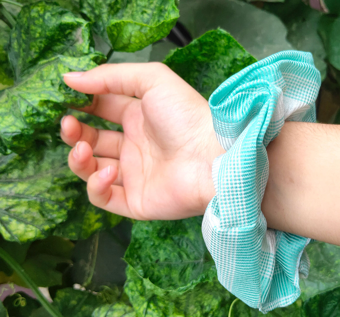 Turquesa Scrunchie (15-360 Scrunchie)