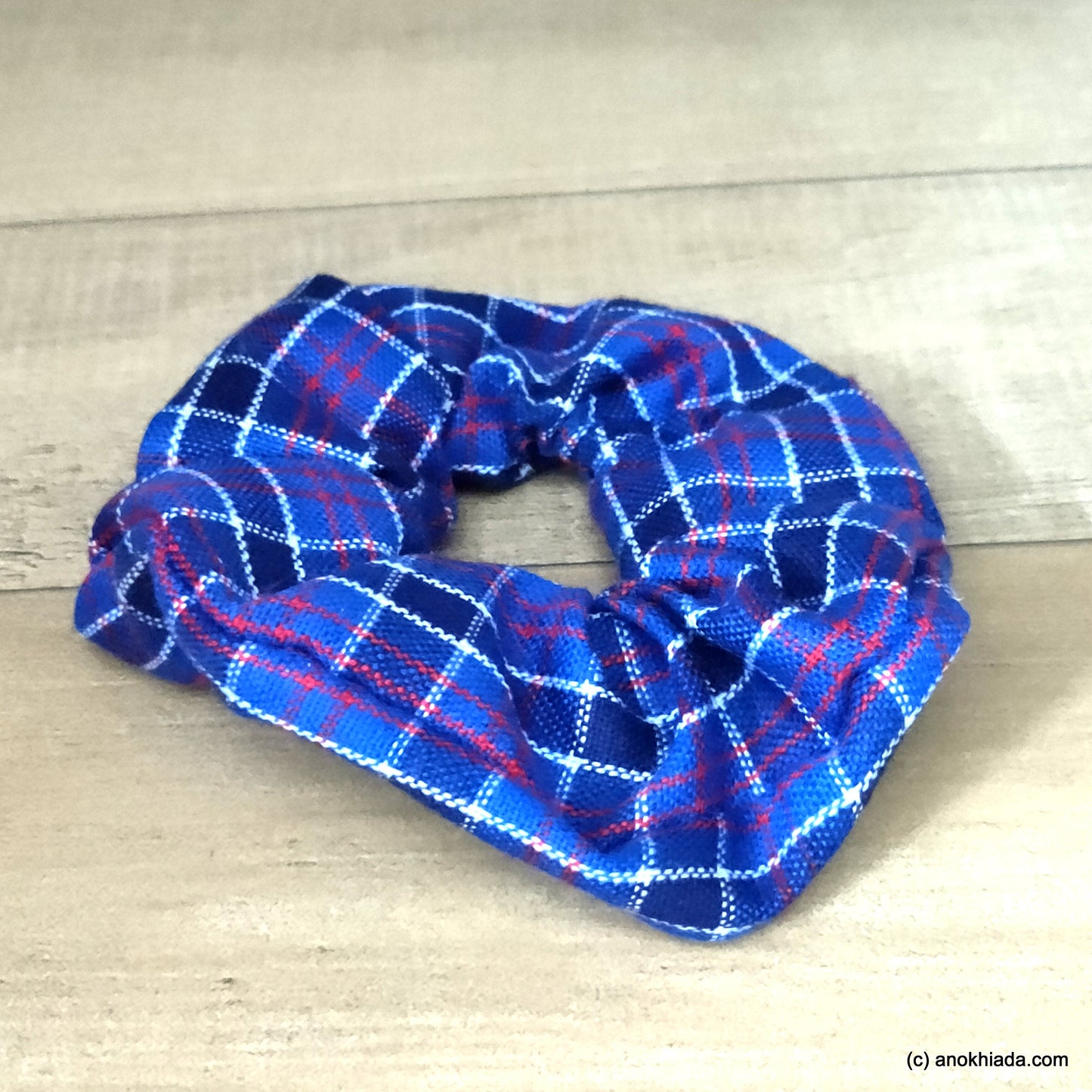 Anokhi Ada Handmade Multi-Colour Check Pattern Fabric Scrunchie for Girls and Women (15-49 Scrunchie)