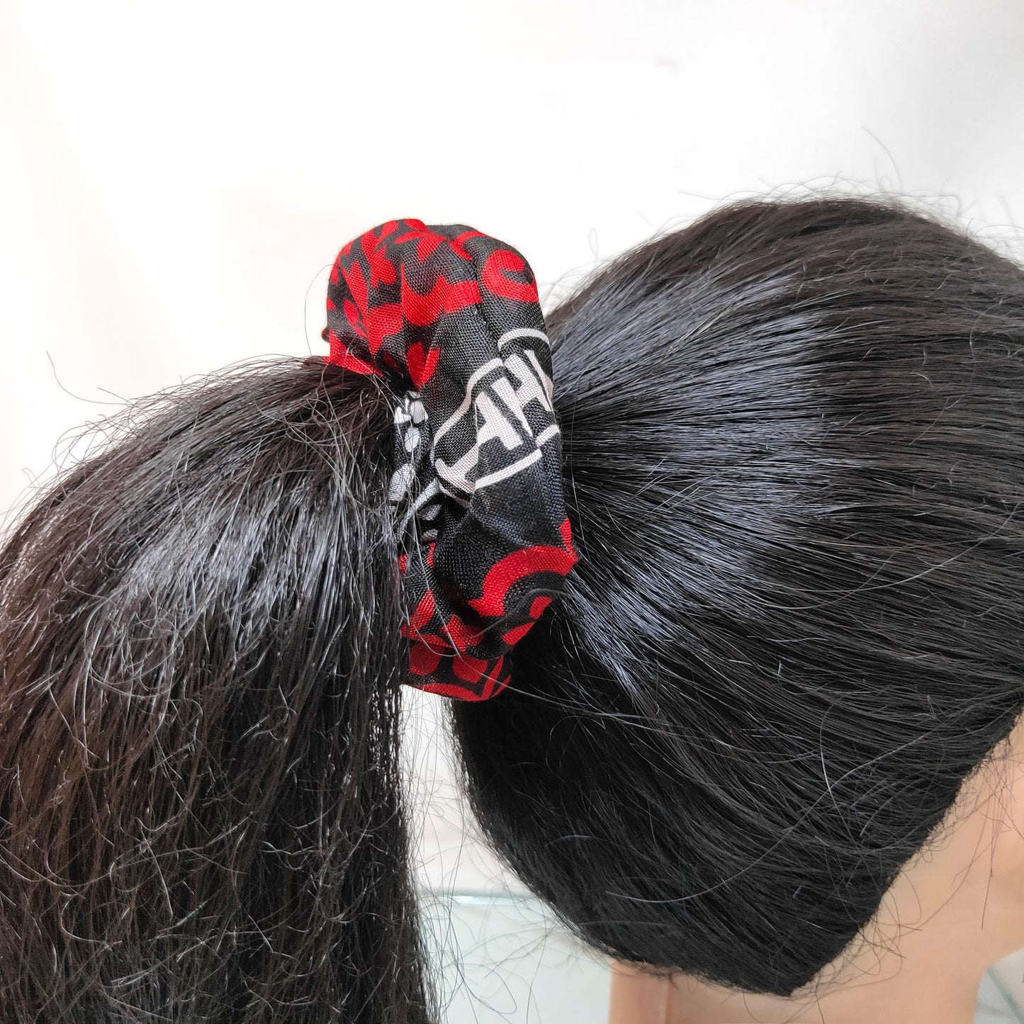 Anokhi Ada Fabric Scrunchie for Girls and Women (15-87 Scrunchie)