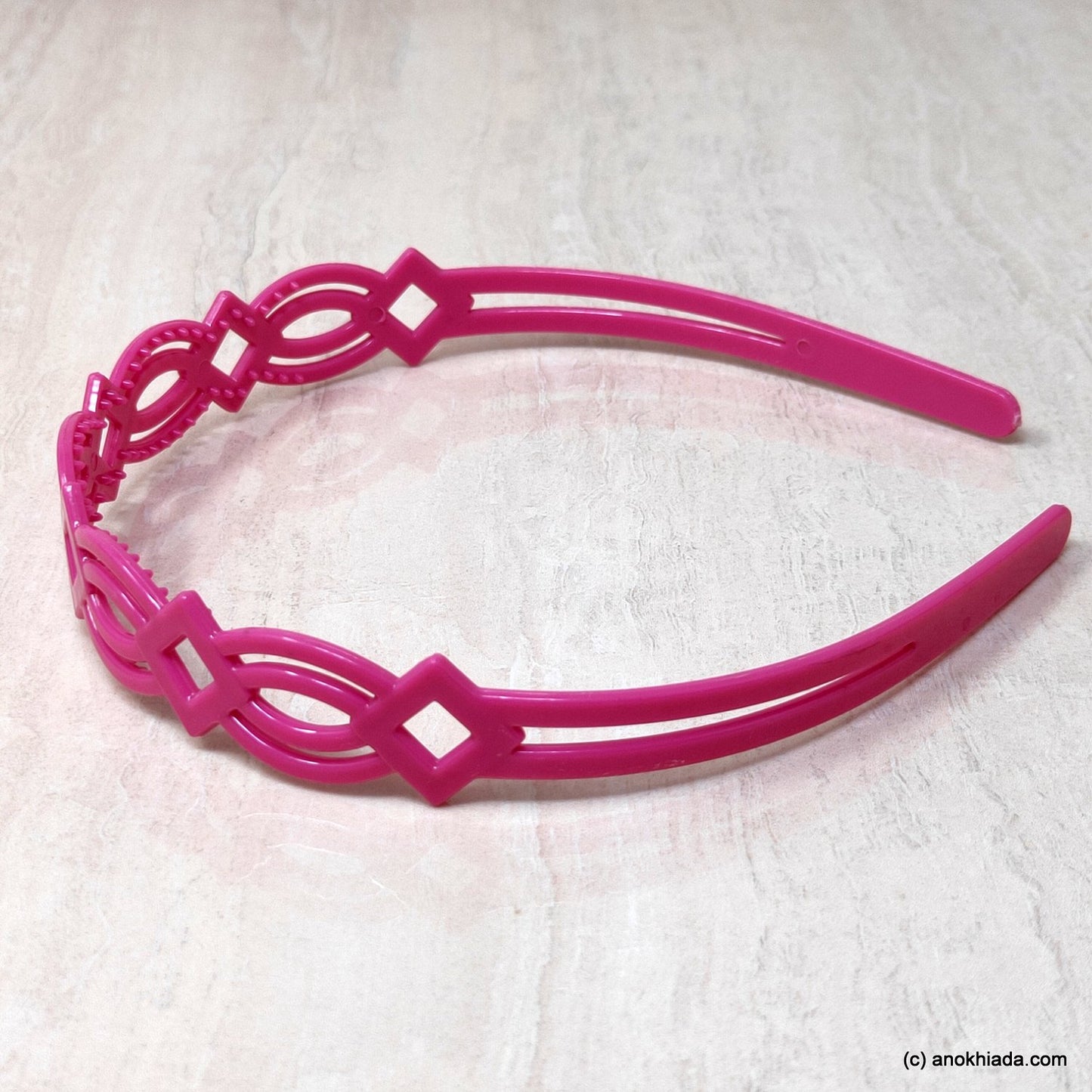 Anokhi Ada Plastic Designer Headbands/Hairbands for Kids and Girls (19-16b)