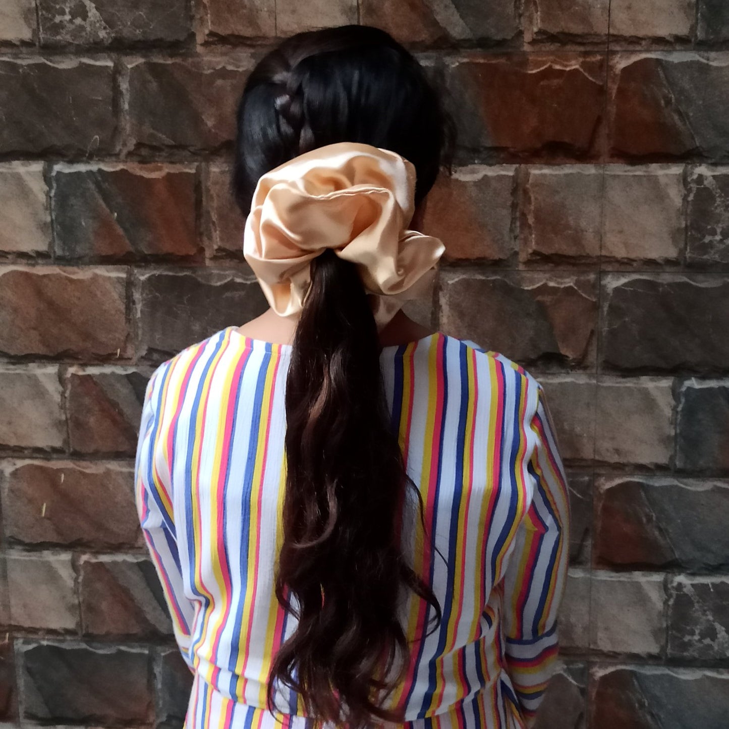 XXL Daffodil Scrunchie (23-05 b Scrunchie)