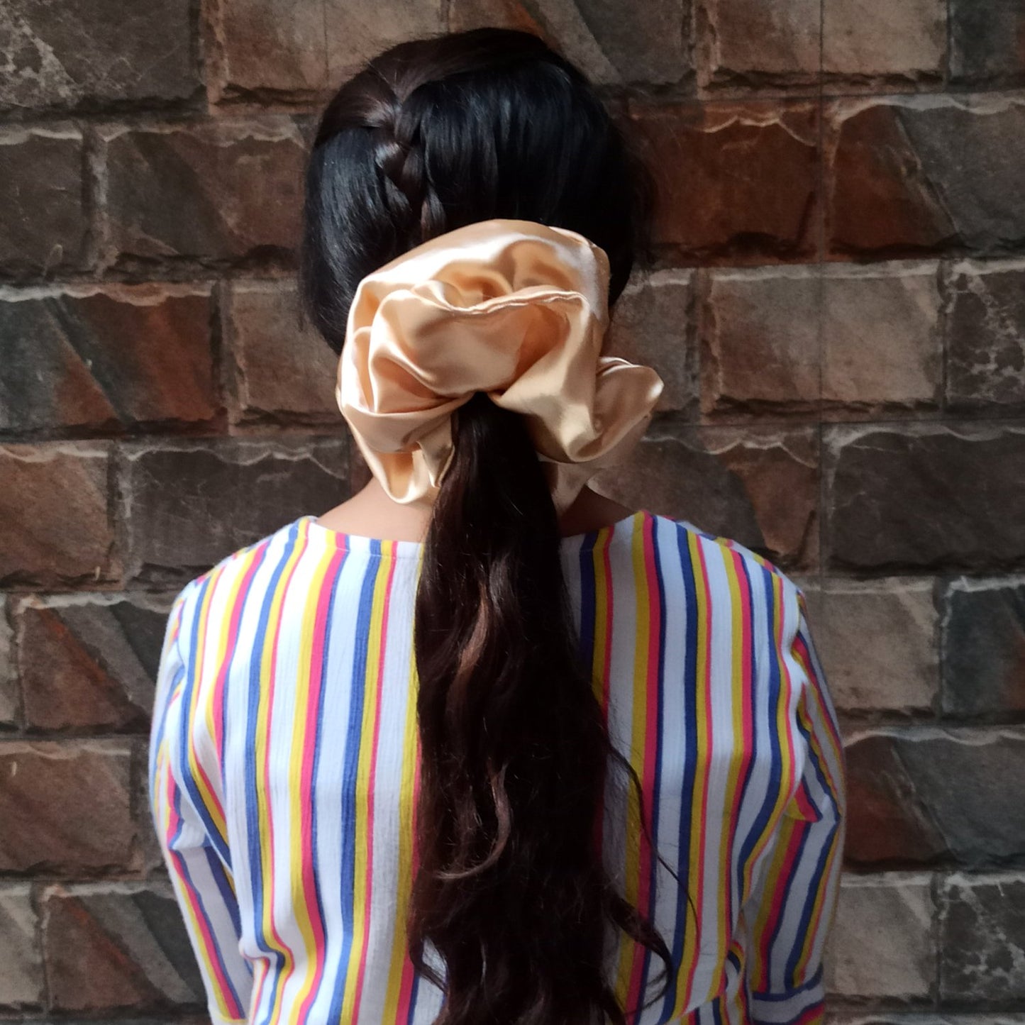 XXL Daffodil Scrunchie (23-05 b Scrunchie)