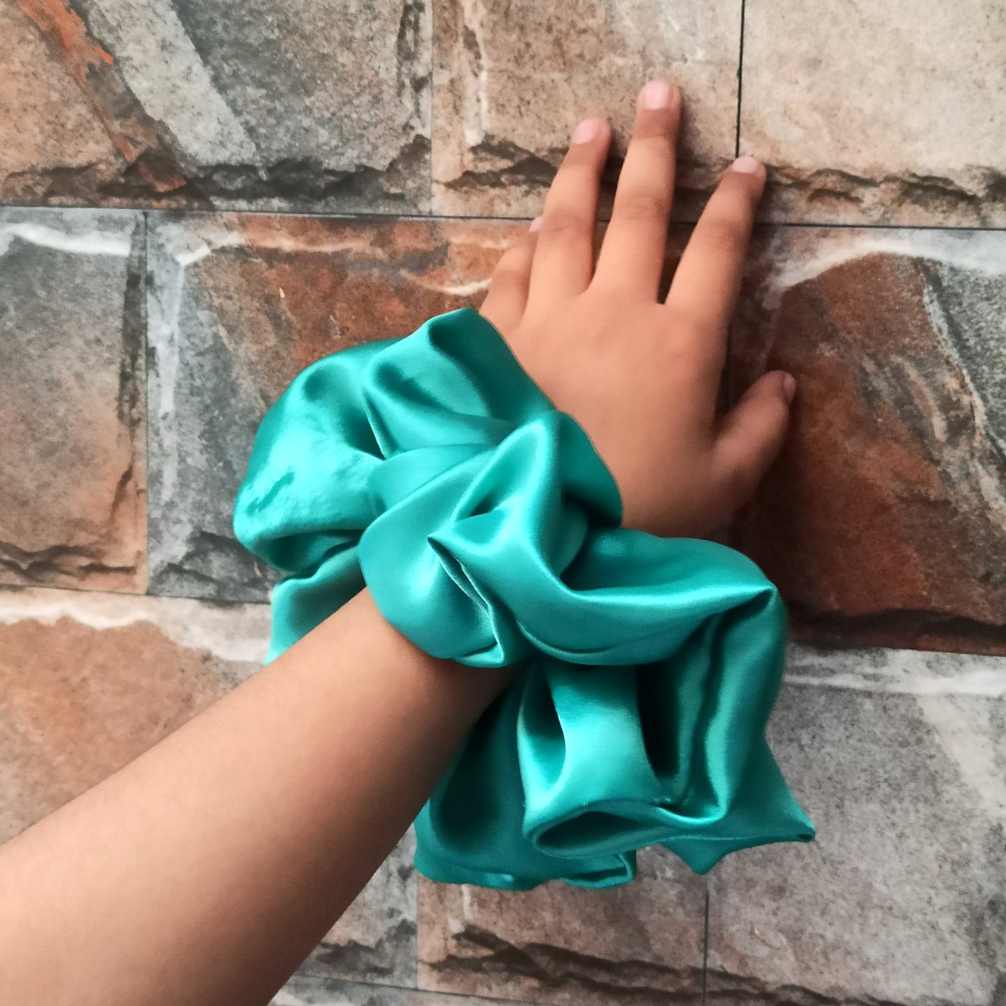 XXL Veronese Green Scrunchie (23-06 b Scrunchie)