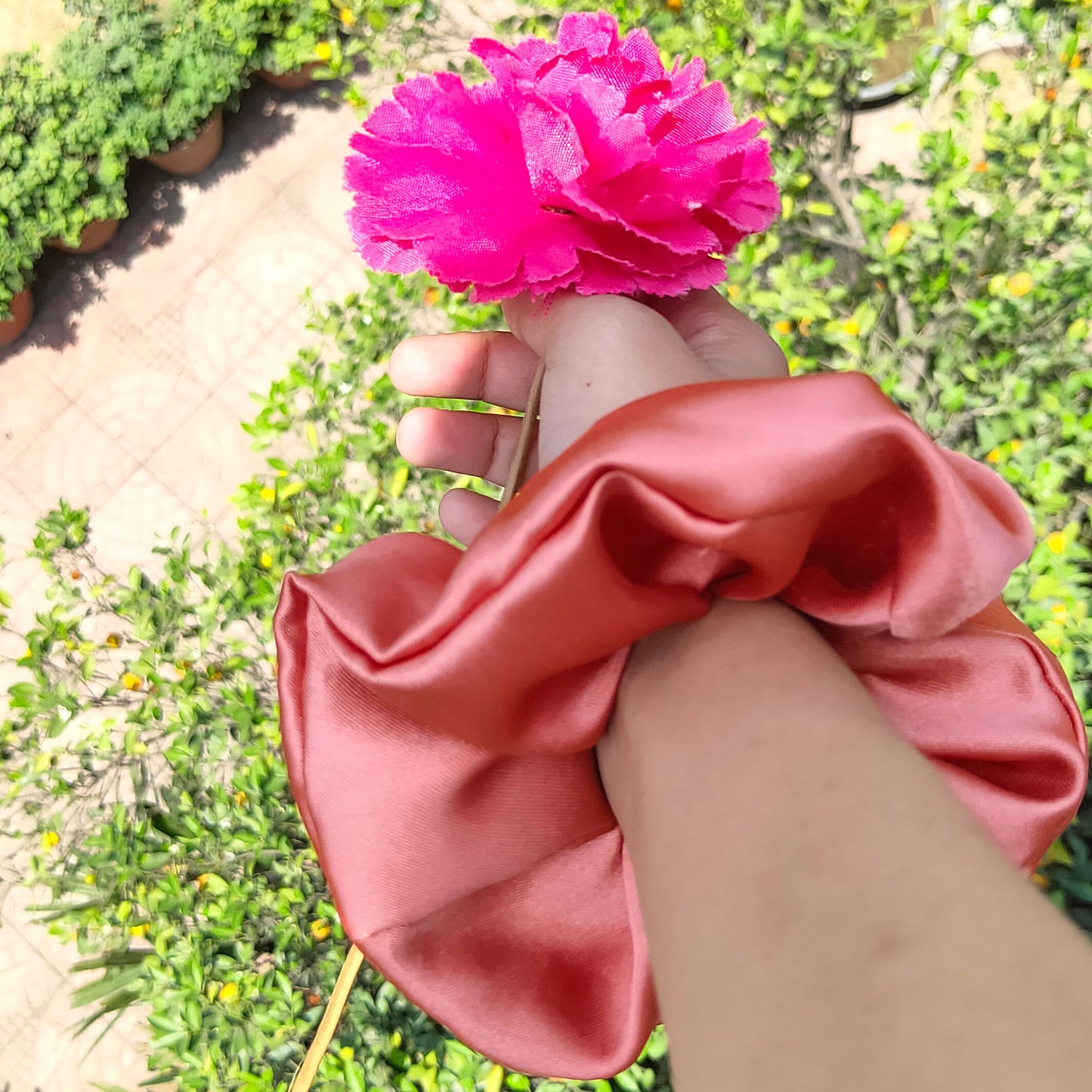 Small Rame Scrunchie (23-22a Scrunchie)