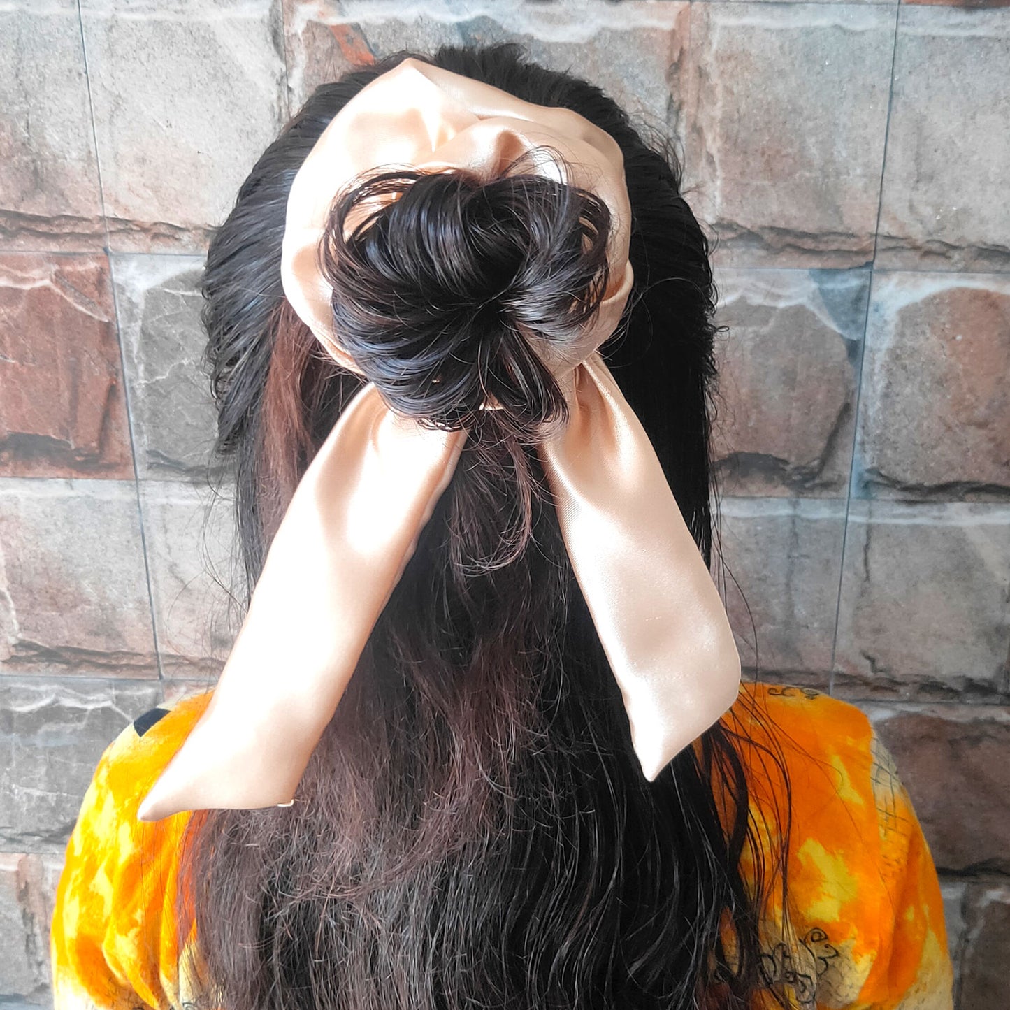 Daffodil Tail Scrunchie (24-06)