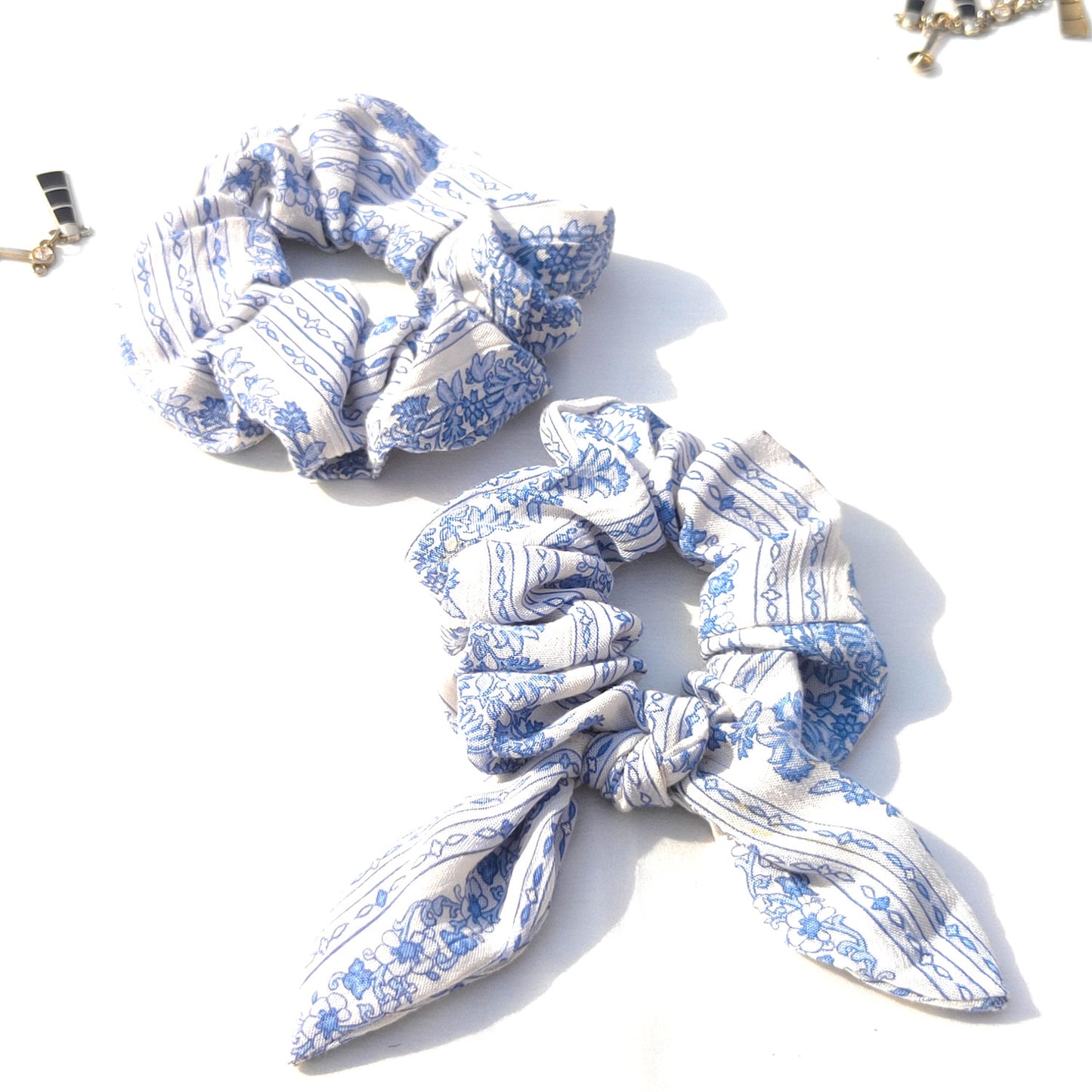 Linnea Scrunchies Combo (30-10)