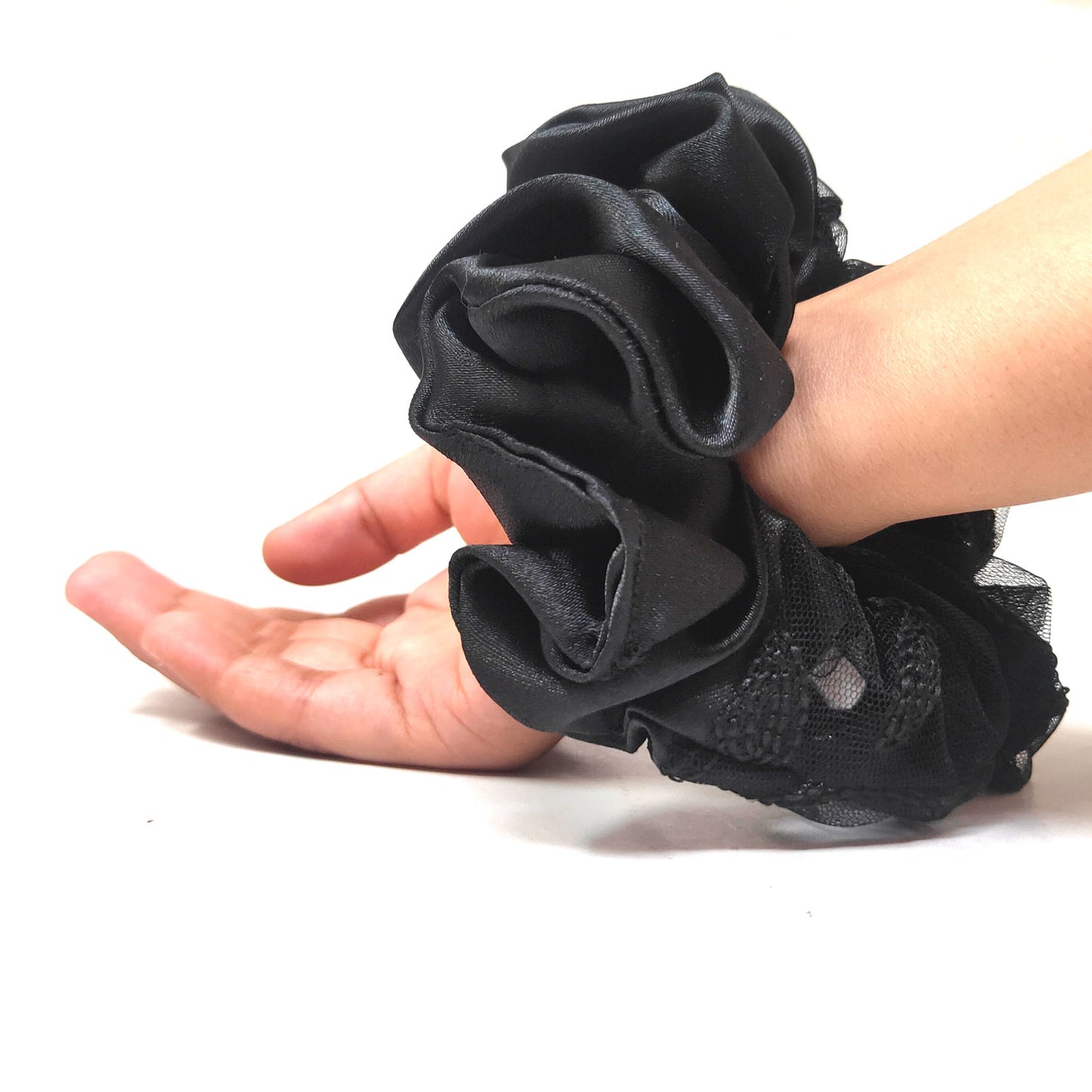 Black Berry Dual Tone Scrunchie (31-09 Scrunchie)