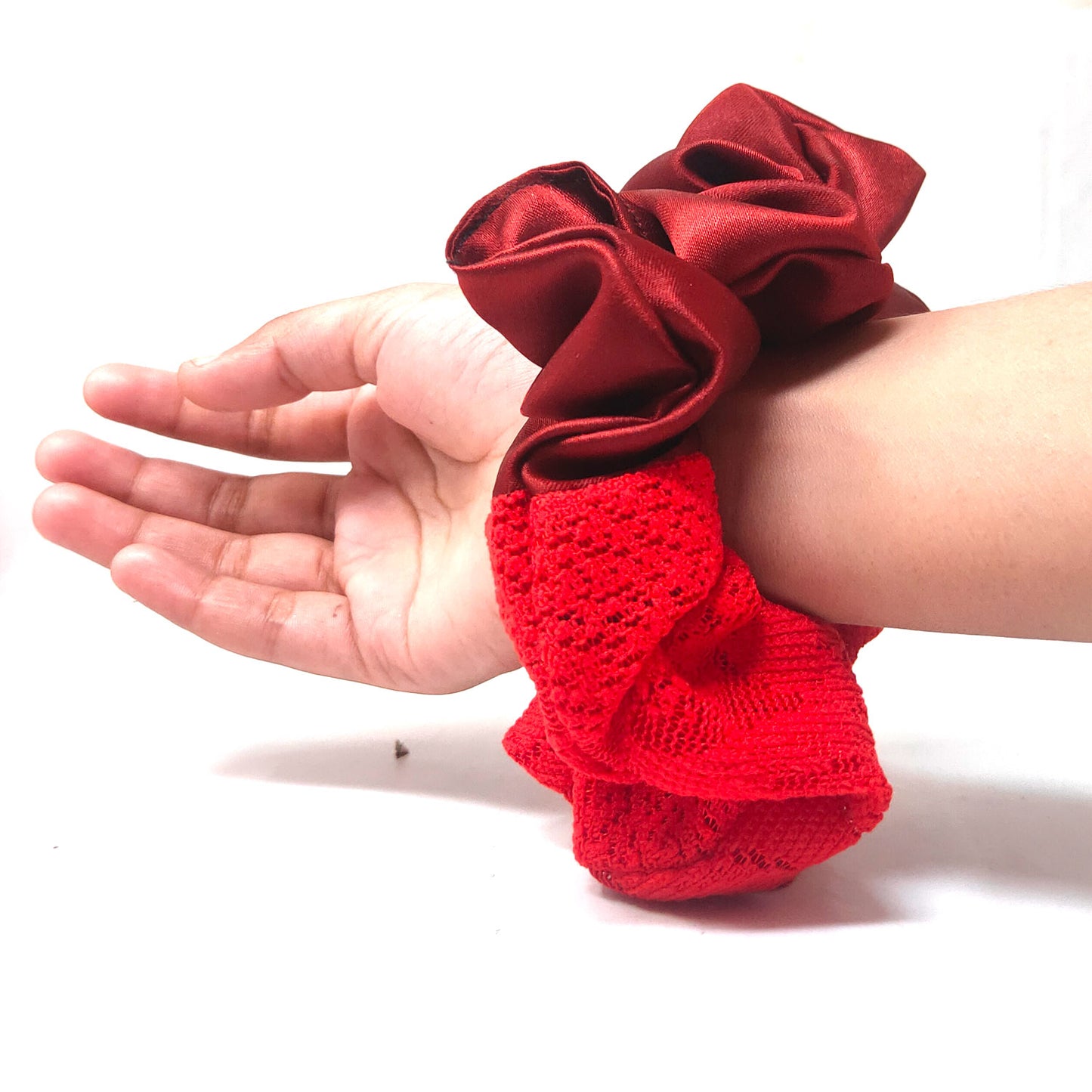Scarlet Dual Tone Scrunchie (31-11 Scrunchie)