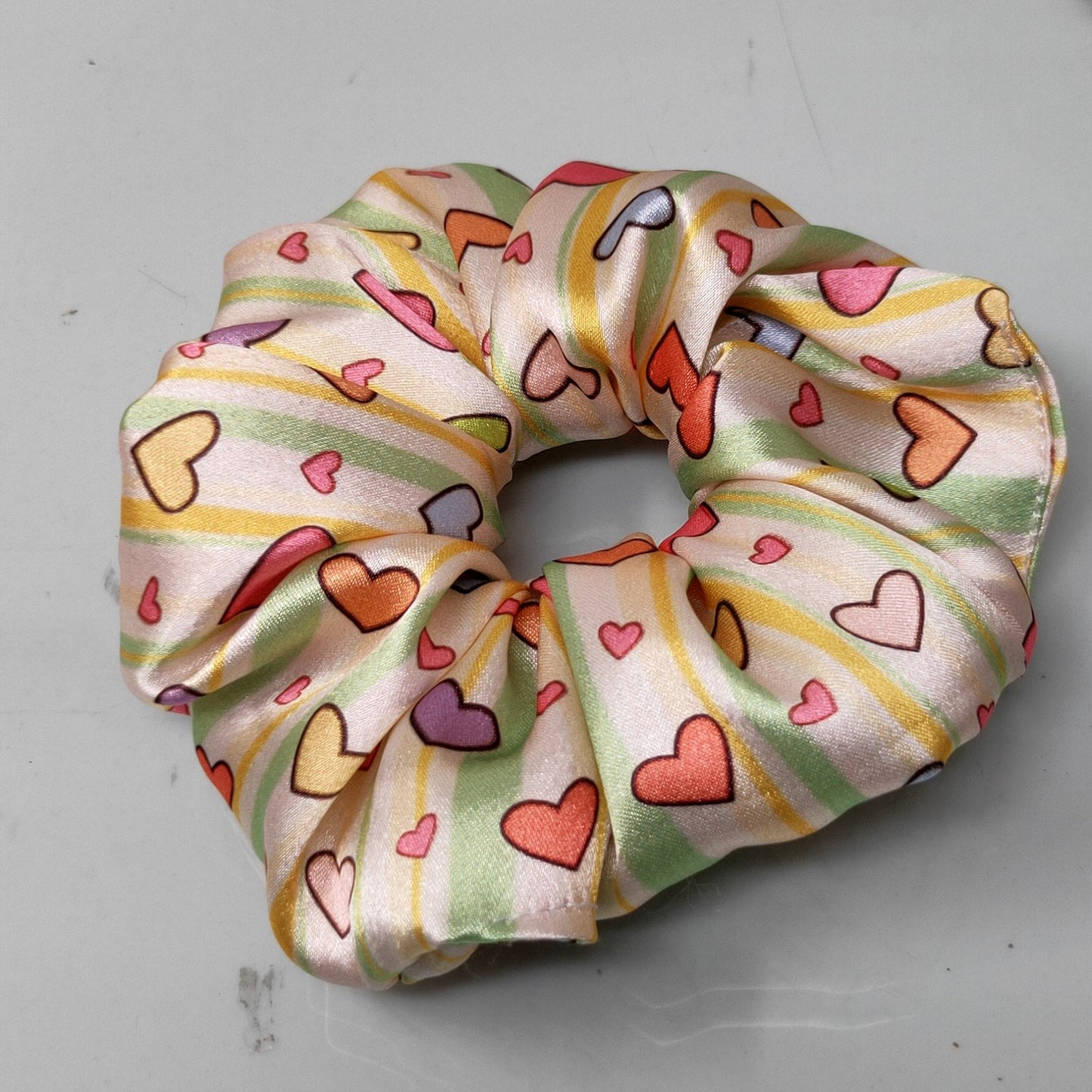 Cuore Scrunchie (32-02 Scrunchie)