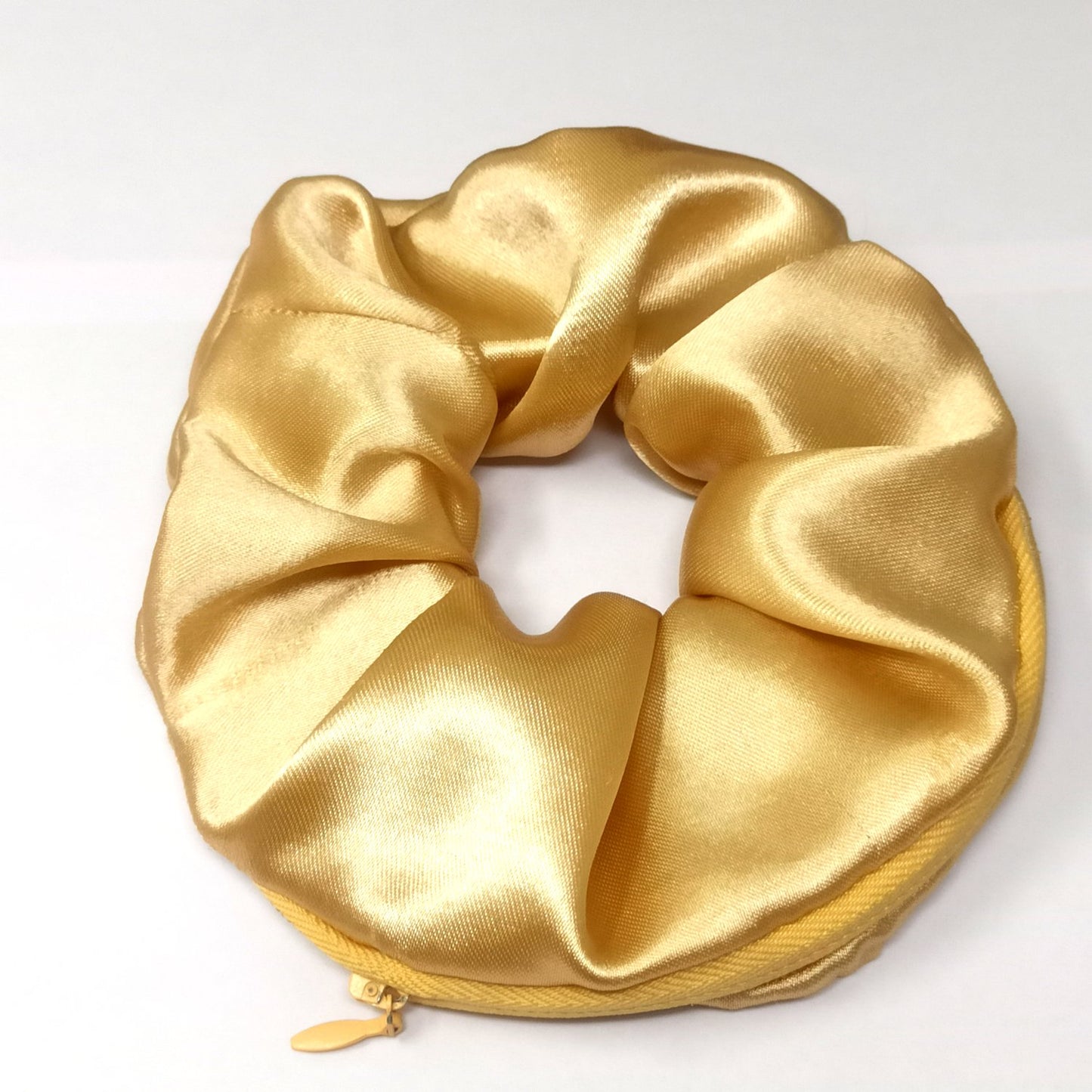 Satin Zipper Scrunchie (32-05 Scrunchie)