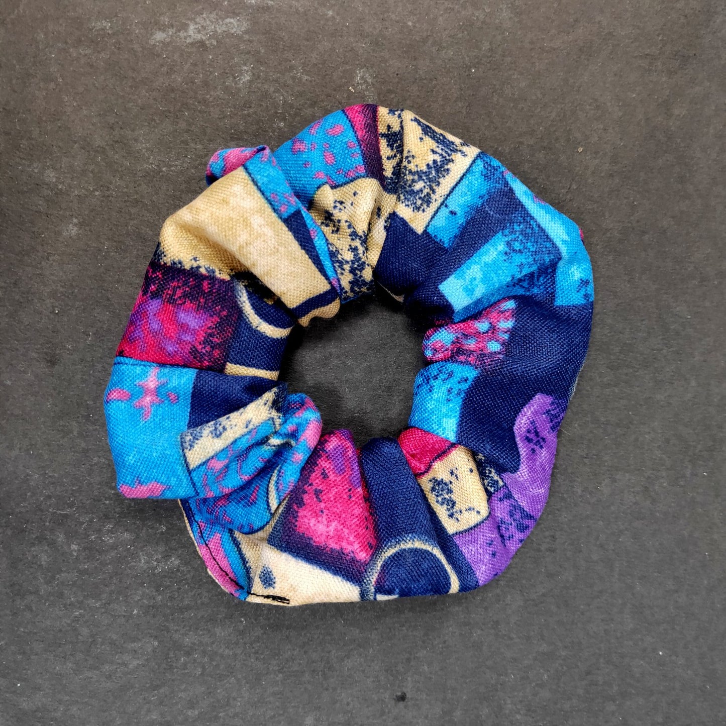 Viola Scrunchie (34-01 Scrunchie)