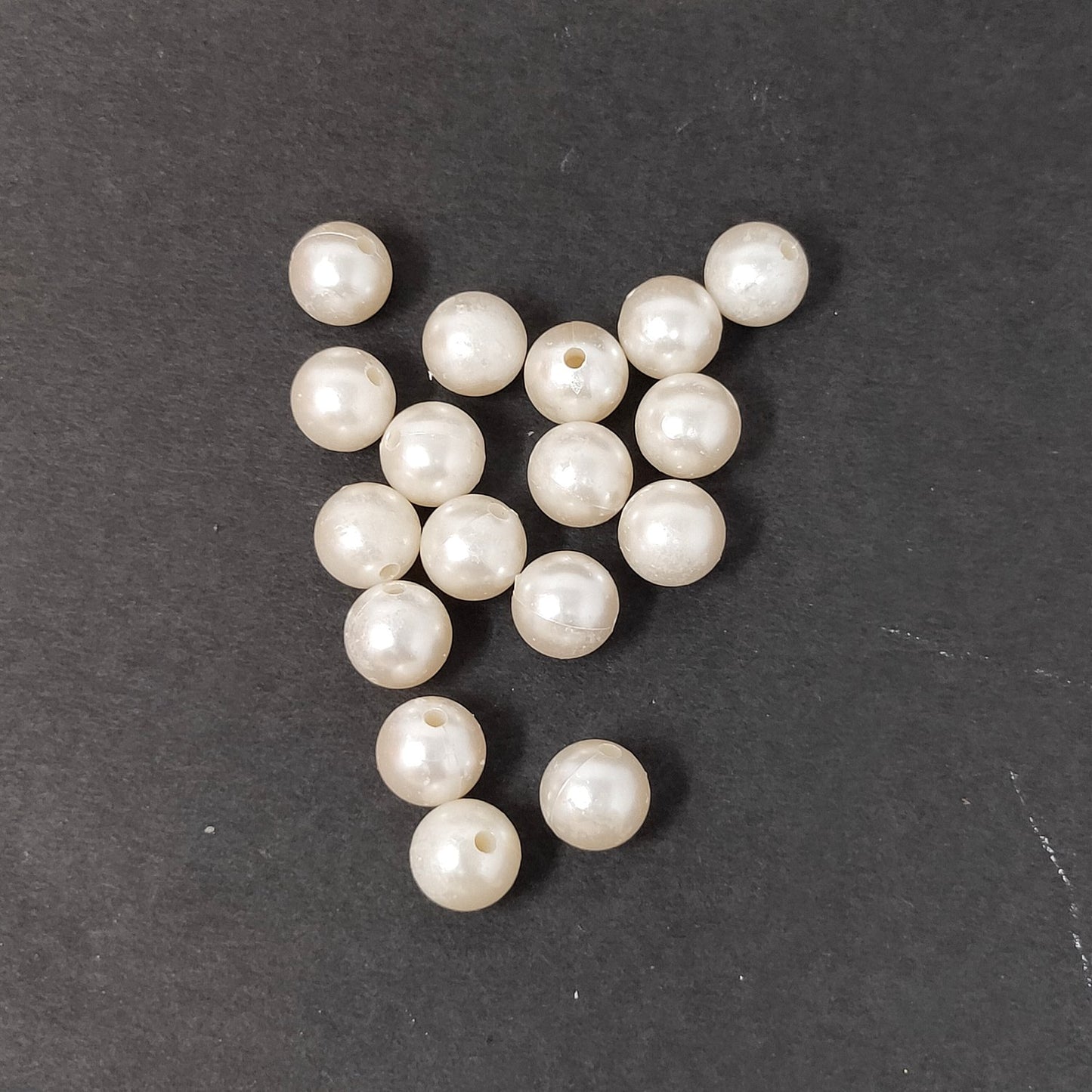 14 mm Off White Pearl Beads for Jewellery Making and Decoration (10 Beads) - 96-20