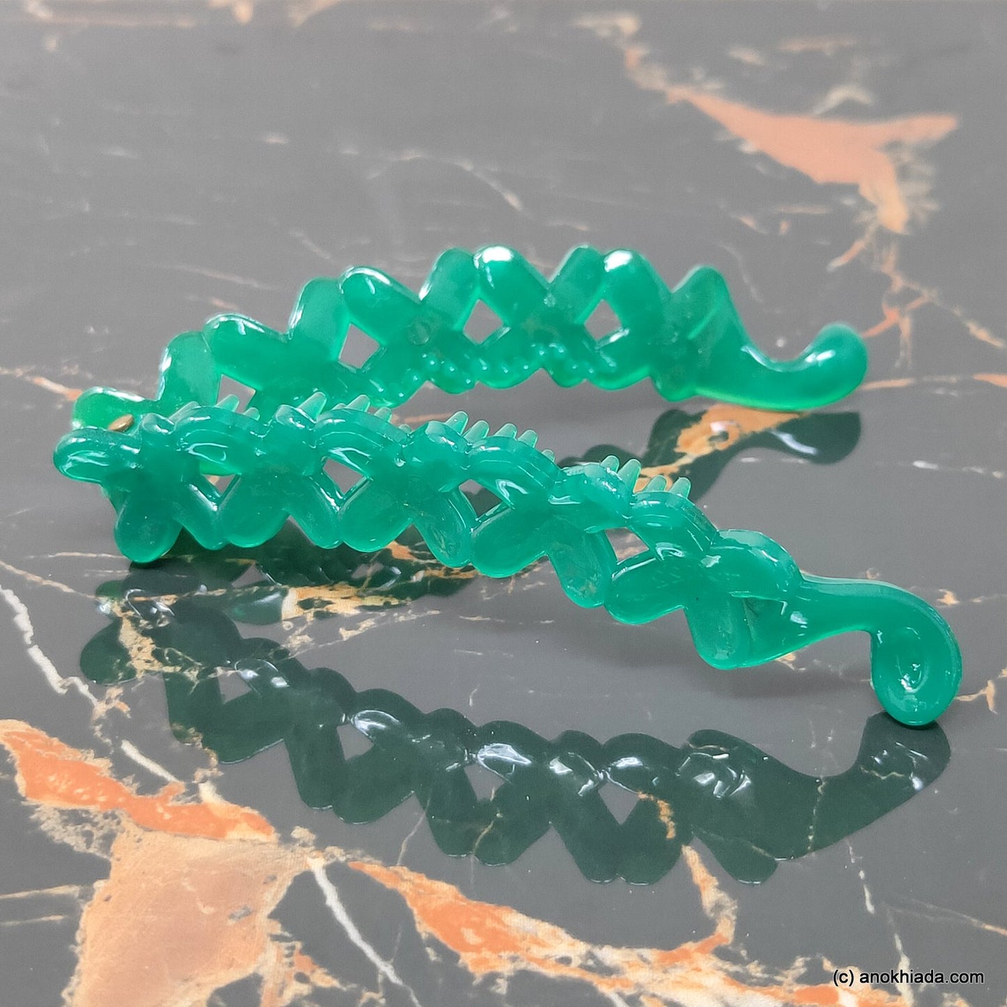 Criss Cross Translucent Design Small Dark Green Banana Hair Clip for Girls & Woman (98-17g Banana Hair Clips)