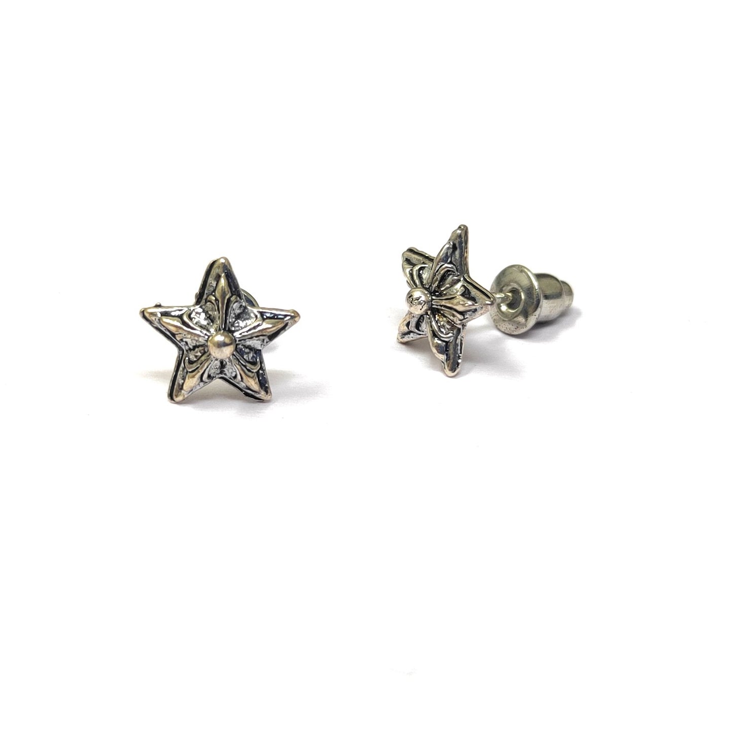 Anokhi Ada Metal Stud Earrings for Girls and Women (Silver)-AG-05