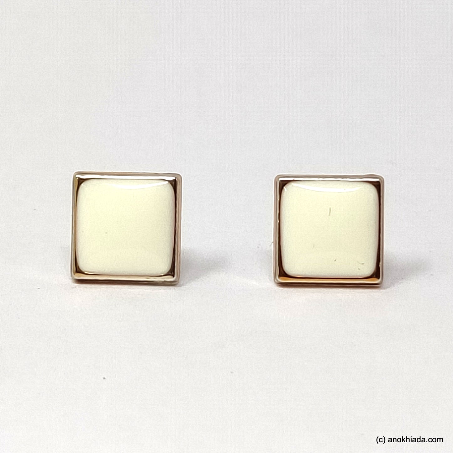 Anokhi Ada White Square Shaped Small Plastic Stud Earrings for Girls ( AR-19h)