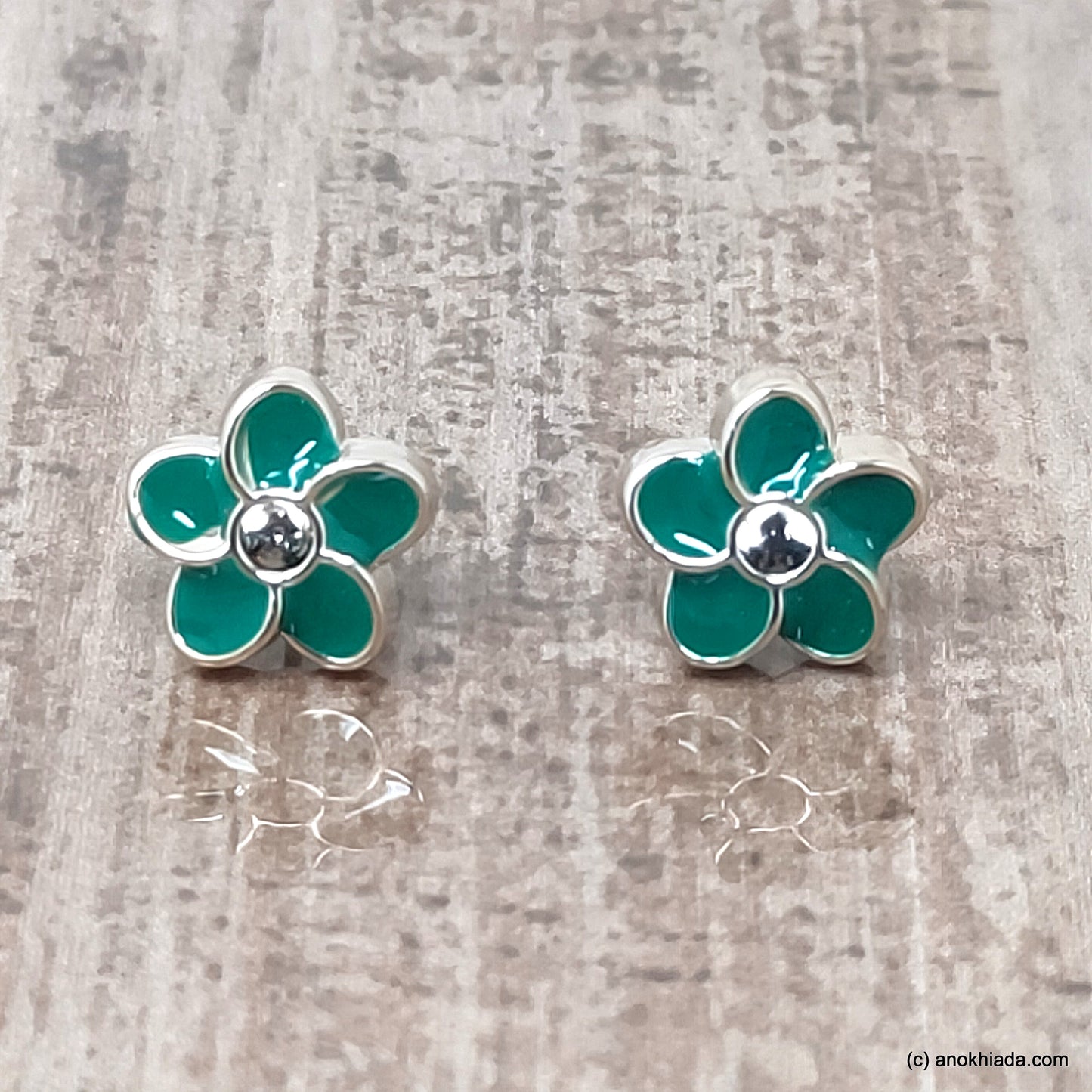 Anokhi Ada Small Floral Plastic Stud Earrings for Girls ( Green, AR-26a )