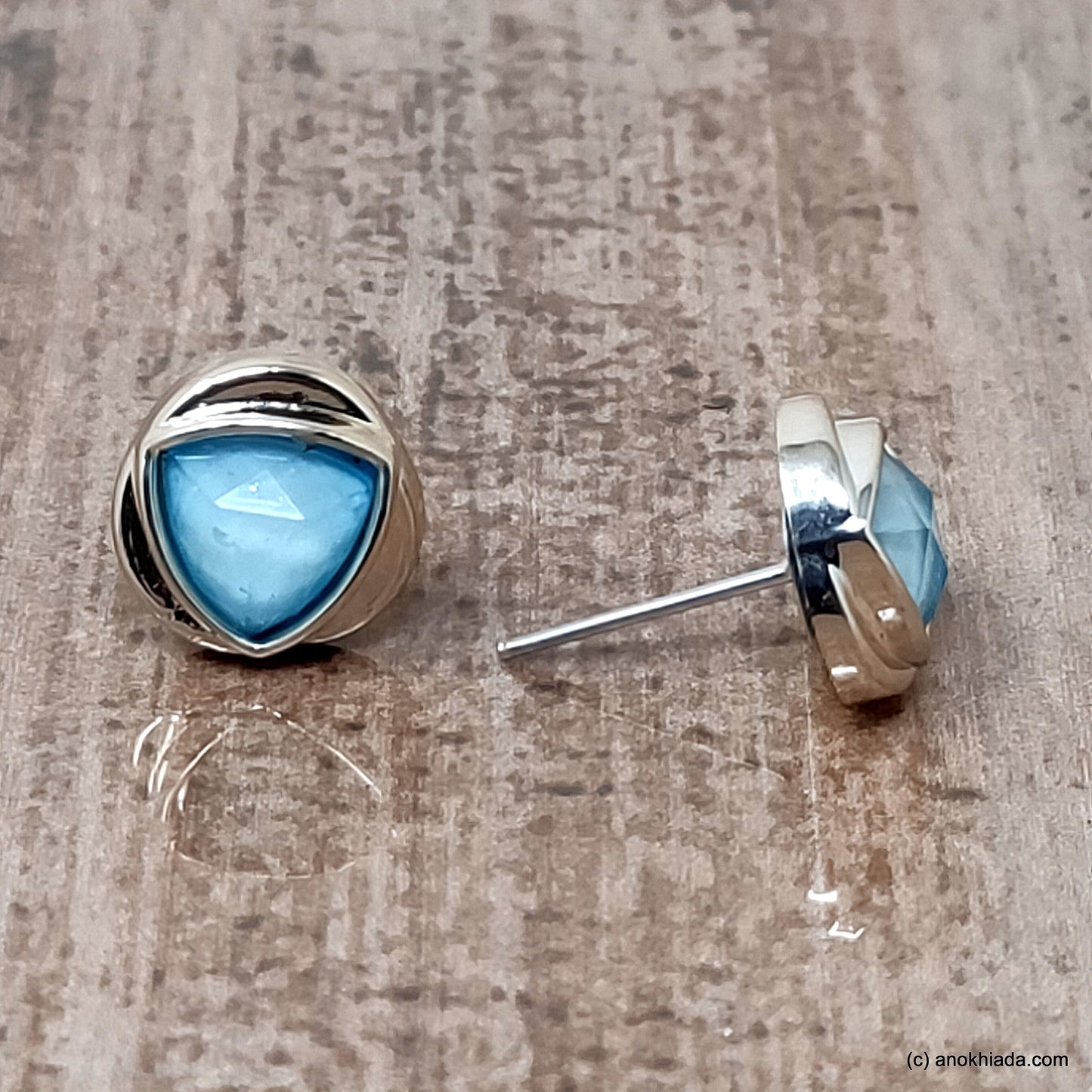 Anokhi Ada Small Triangular Plastic Stud Earrings for Girls ( Blue, AR-26b )