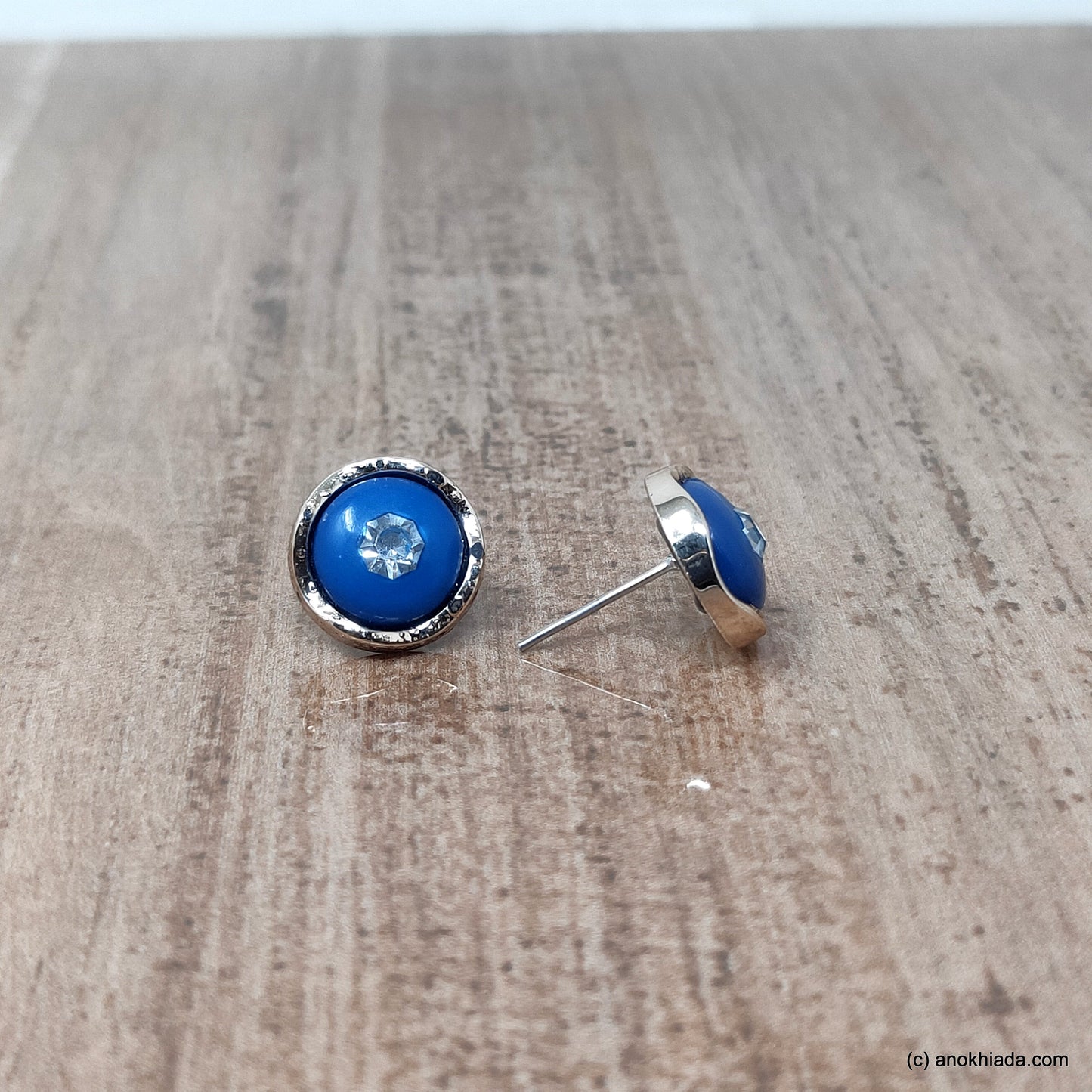 Anokhi Ada Small Round Plastic Stud Earrings for Girls ( Violet, AR-26j )