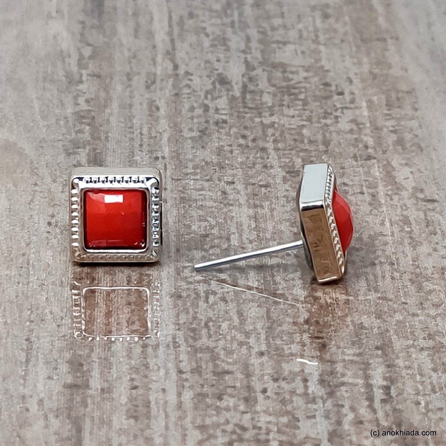 Anokhi Ada Small Square Plastic Stud Earrings for Girls ( Red, AR-26l )