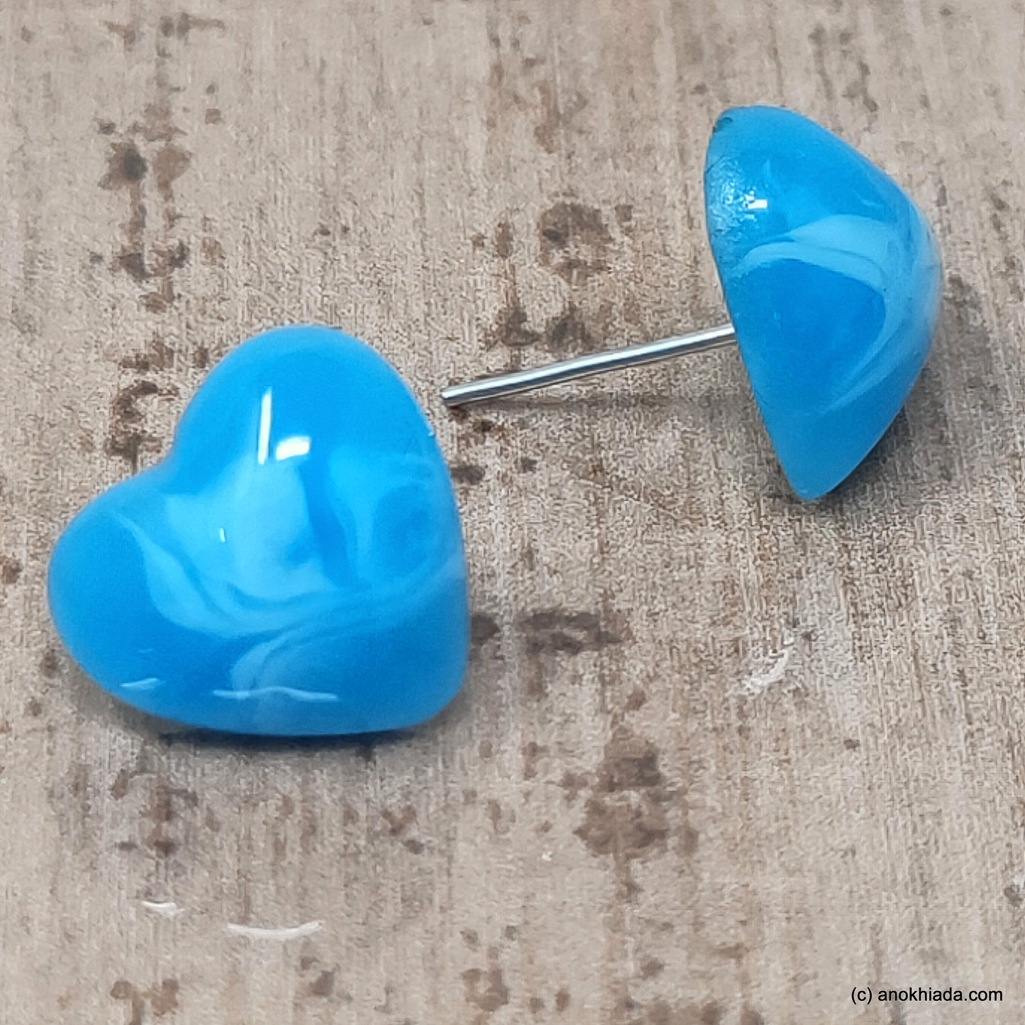 Anokhi Ada Small Heart Shaped Plastic Stud Earrings for Girls ( Blue, AR-29c )