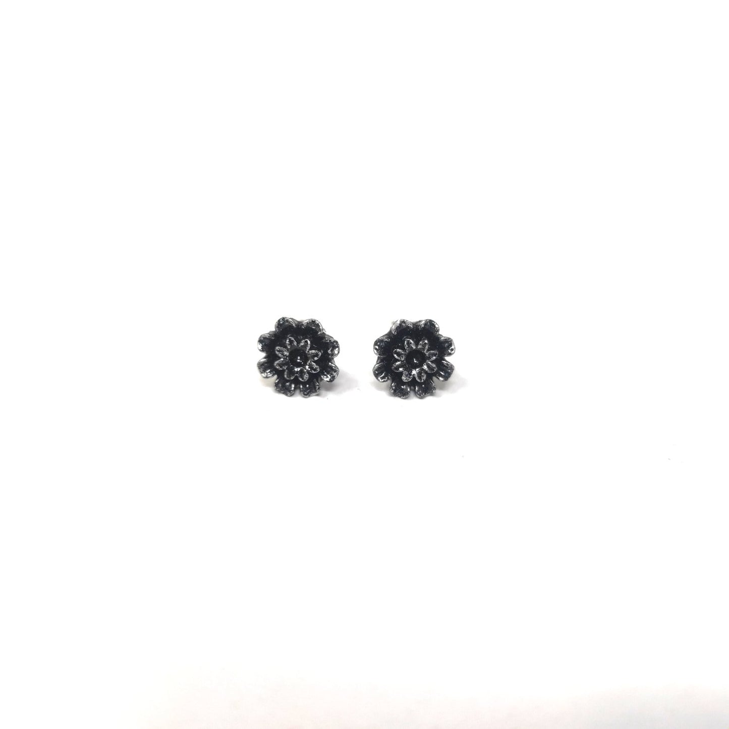 Anokhi Ada Floral Metal Stud Earrings for Girls ( Silver, AS-03A )