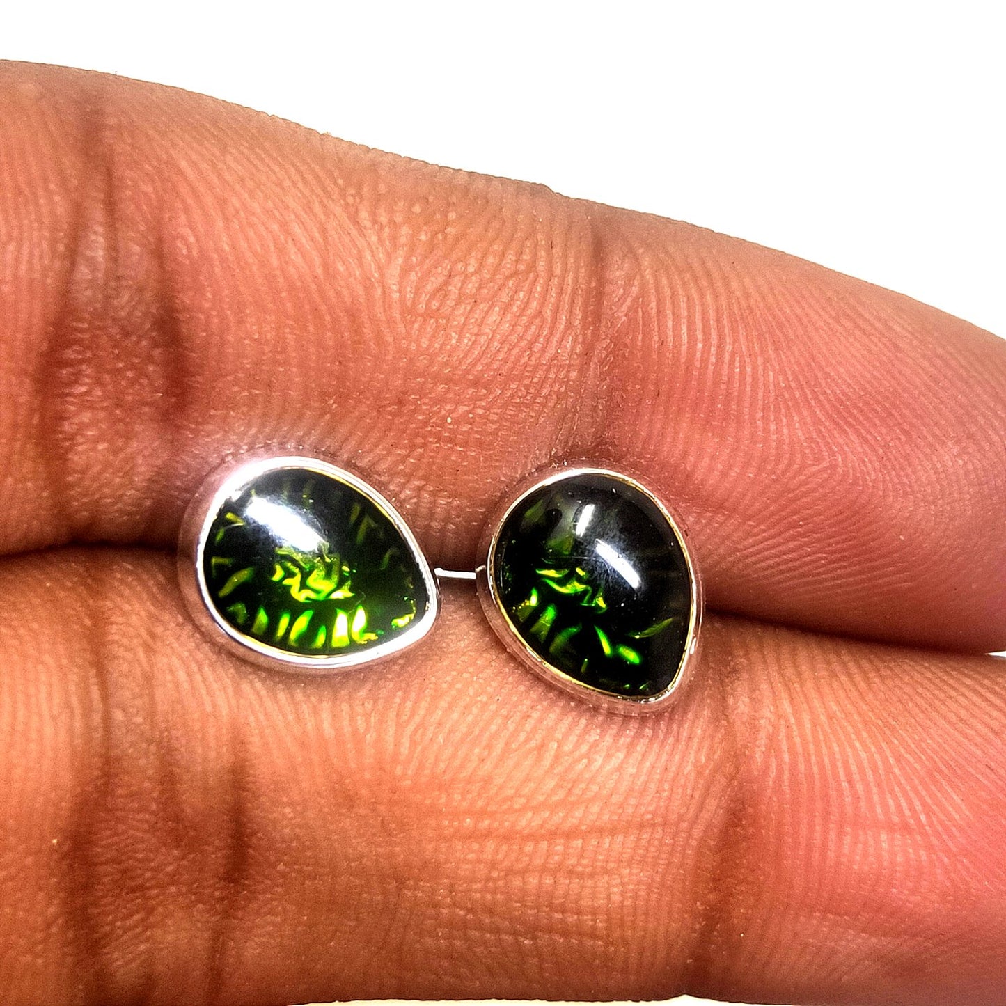 Anokhi Ada Green Small Drop Plastic Stud Earrings for Girls (AS-05G)