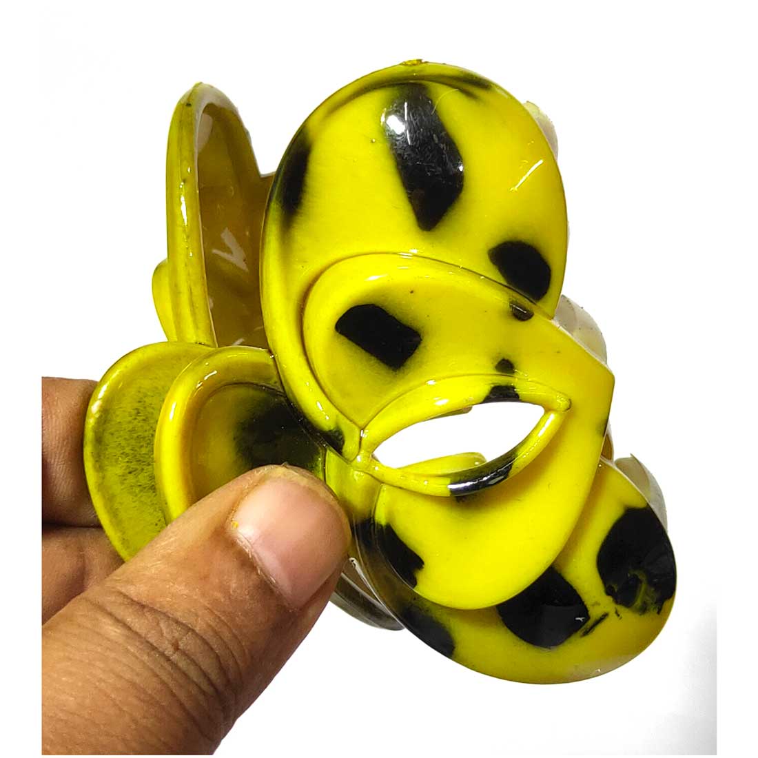 Anokhi Ada Large Butterfly Plastic Hair Clutcher for Girls and Women (BA-1.6)