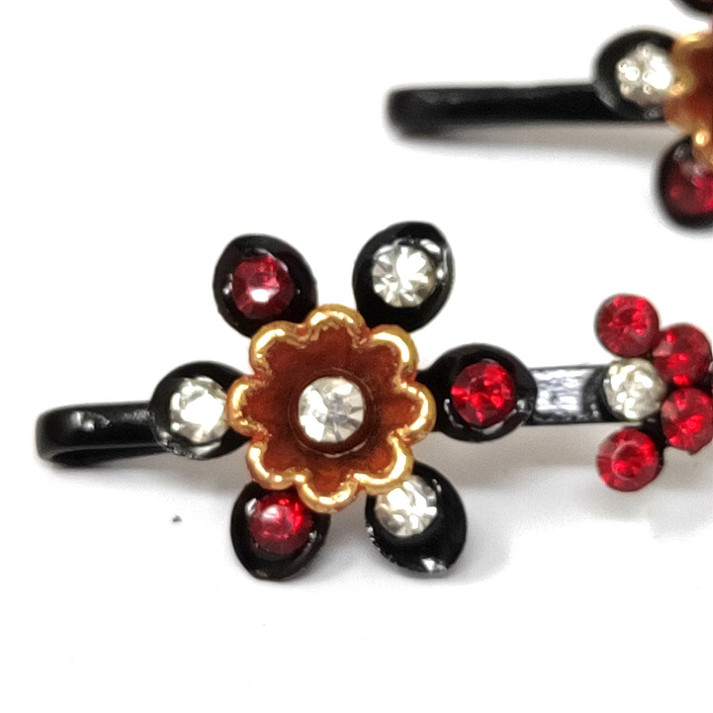 Anokhi Ada Floral  Fancy Bobby Pin for Girls and Women for Occasion (BE-25)