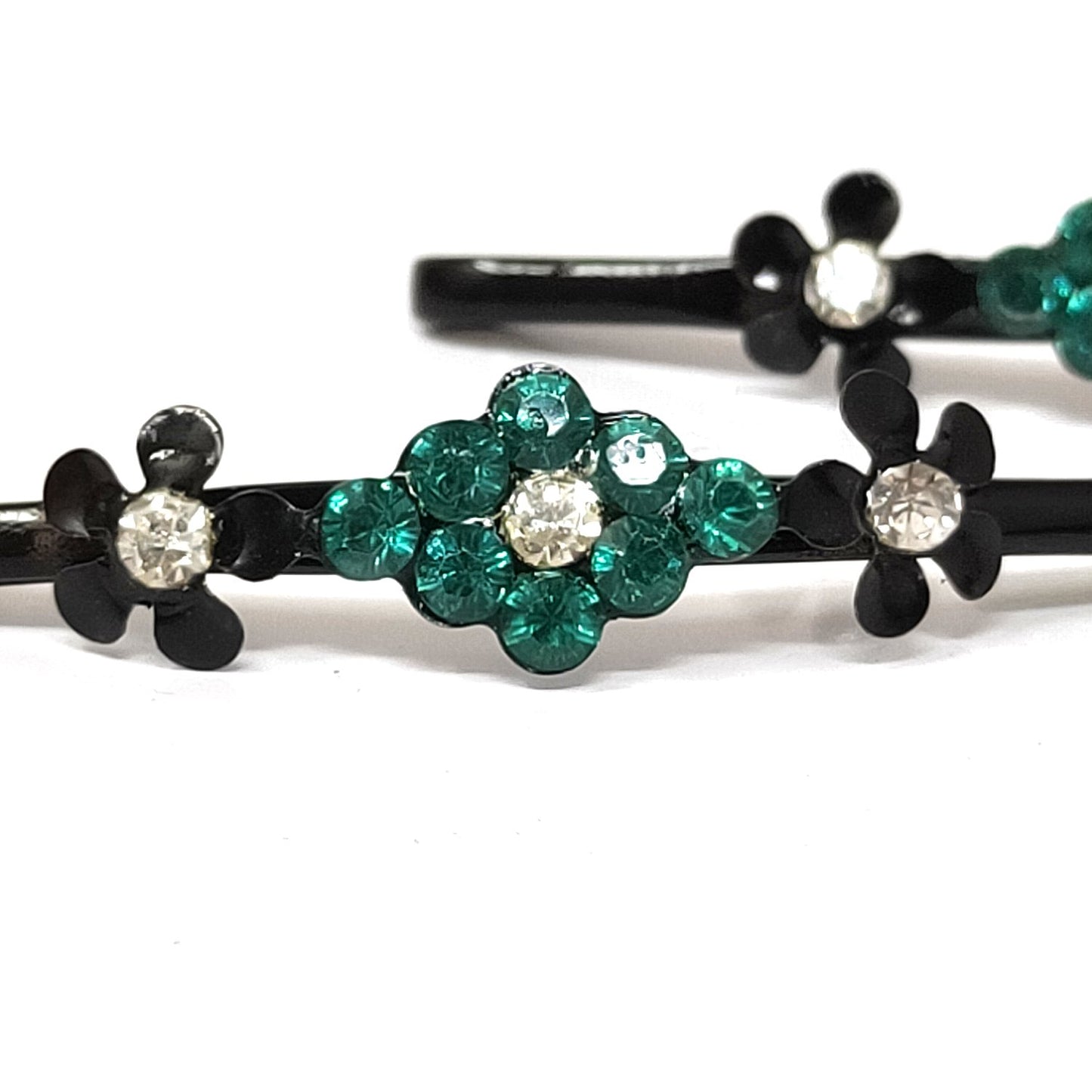 Anokhi Ada Fancy Bobby Pin for Girls and Women for Occasion (BE-31)