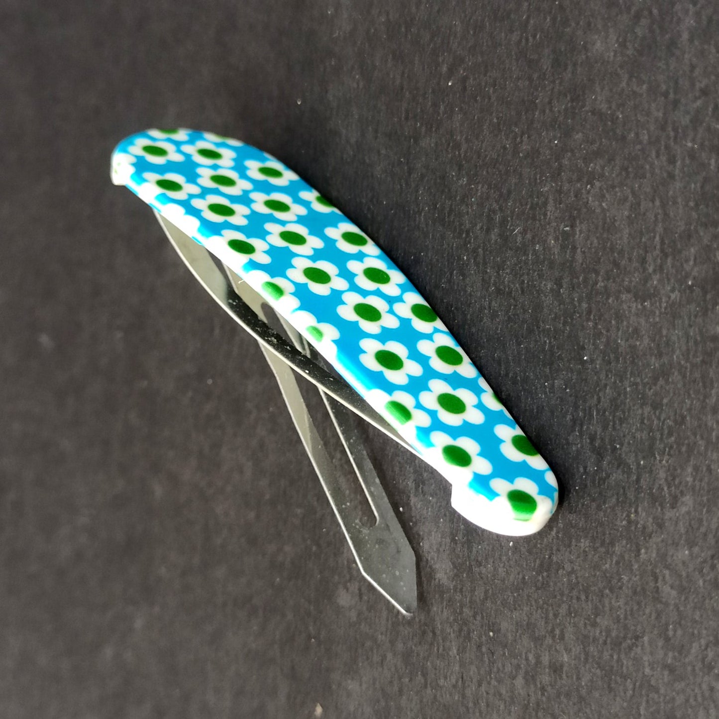 Anokhi Ada Fancy Large Tik Tak Hair Clips (BF-20)