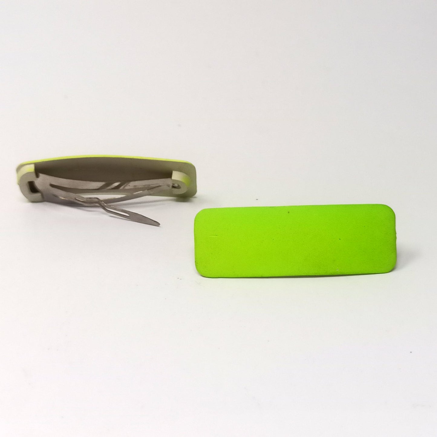 Anokhi Ada Rectangular Matte Plain Tik Tak Hair Clips (BF-30)