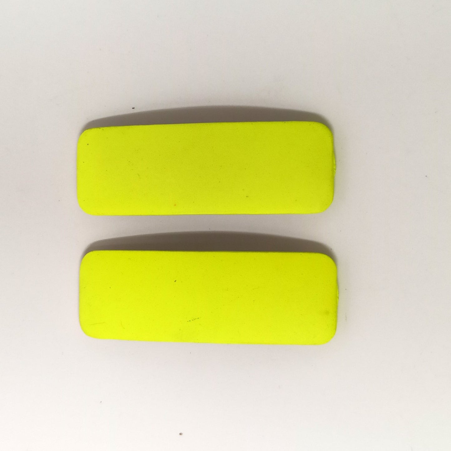 Anokhi Ada Rectangular Matte Plain Tik Tak Hair Clips (BF-33)