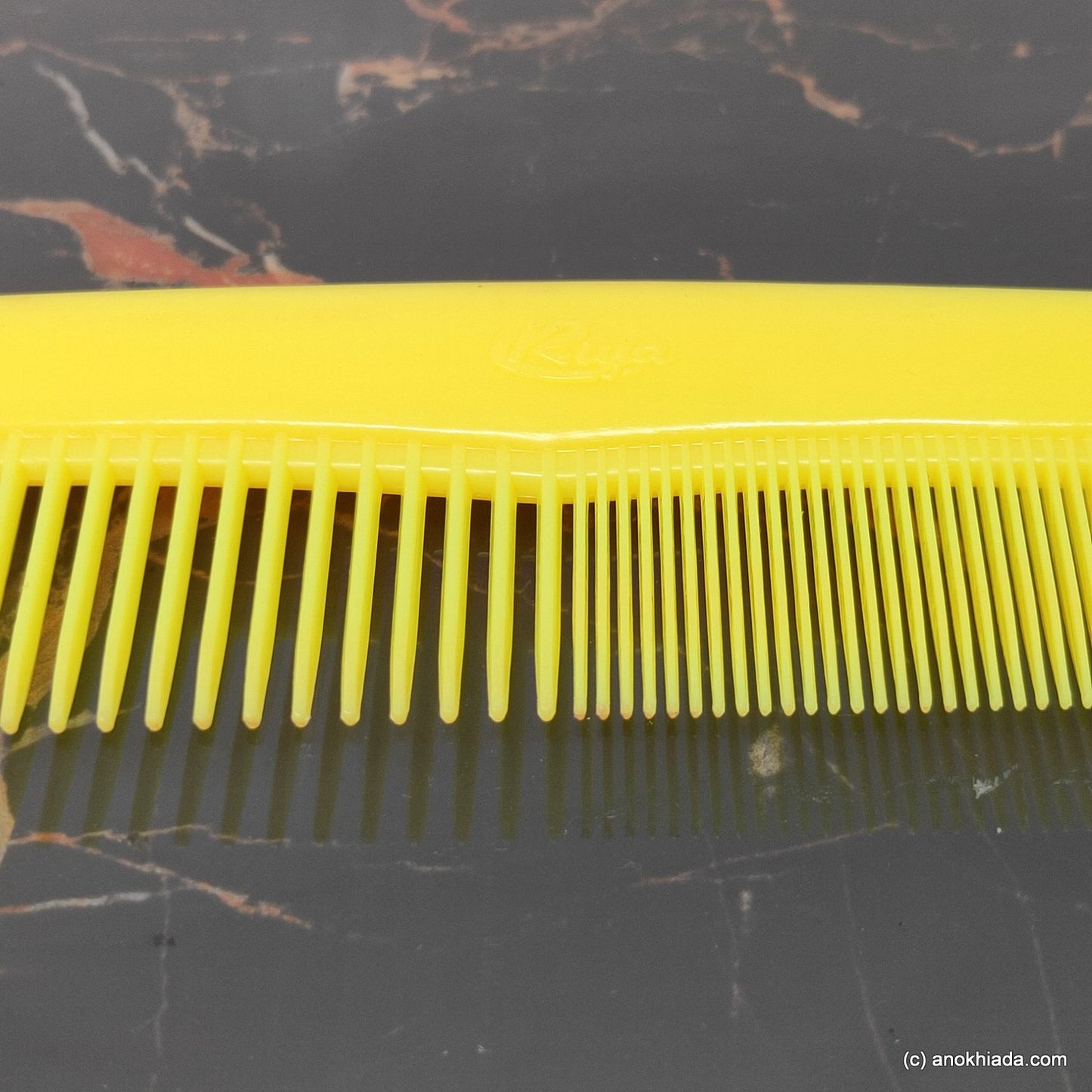 Anokhi Ada Plastic Comb, 9-inch, Yellow (Comb-018)