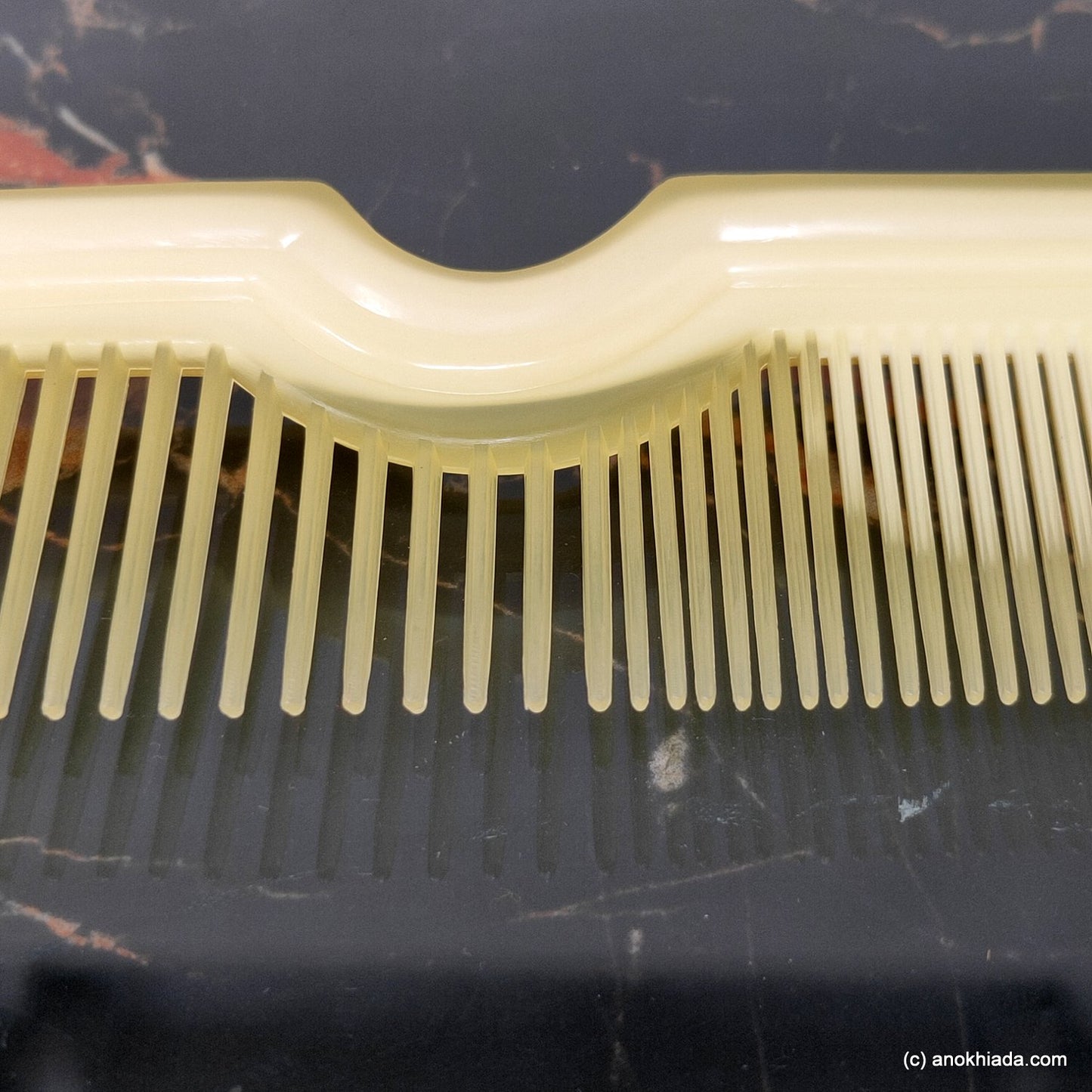 Anokhi Ada Plastic Translucent Comb, 9-inch, Yellow (Comb-049)
