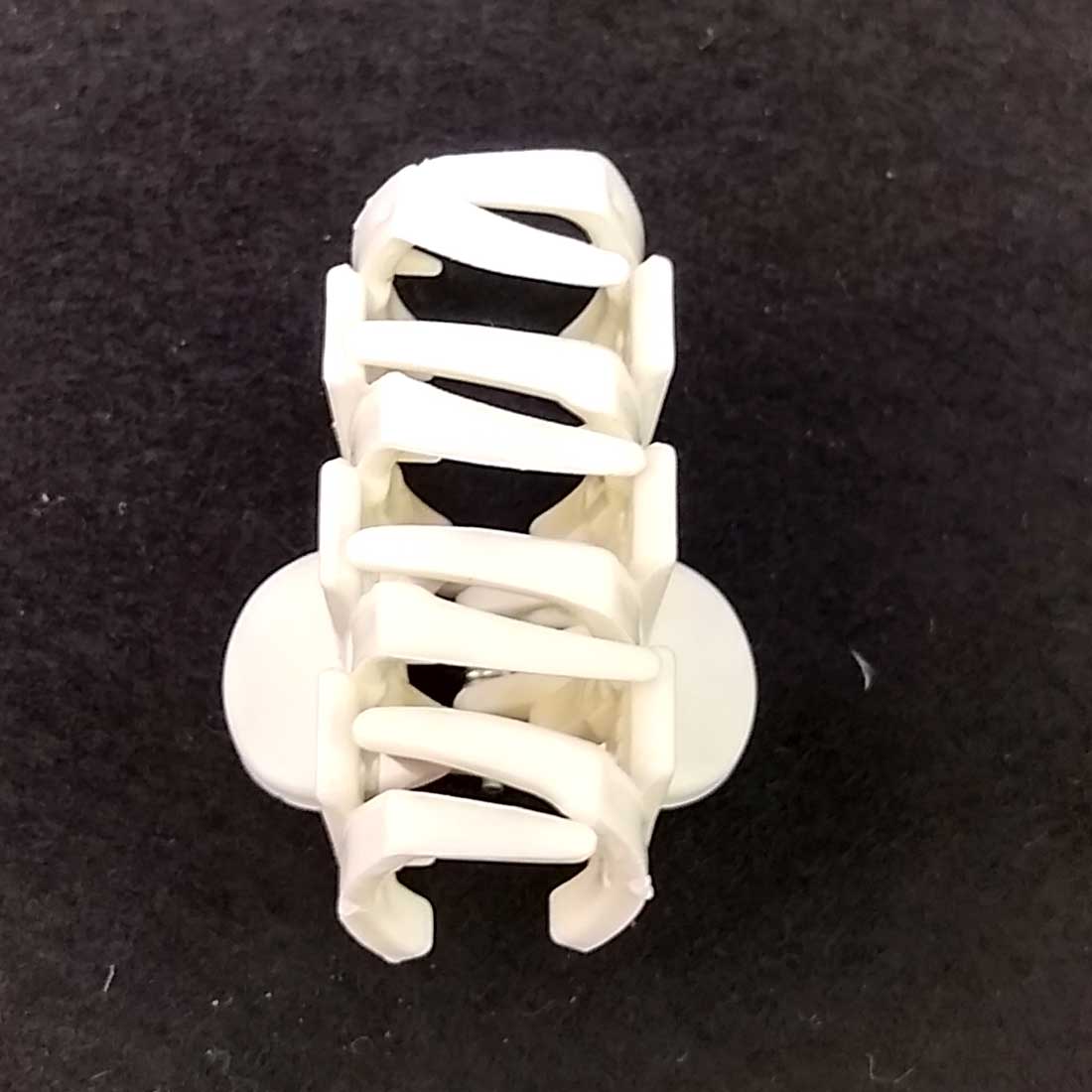 Anokhi ADA Zig-Zag Hair Clutcher for Girls and Women (One Hair Clutcher, White) -C-68