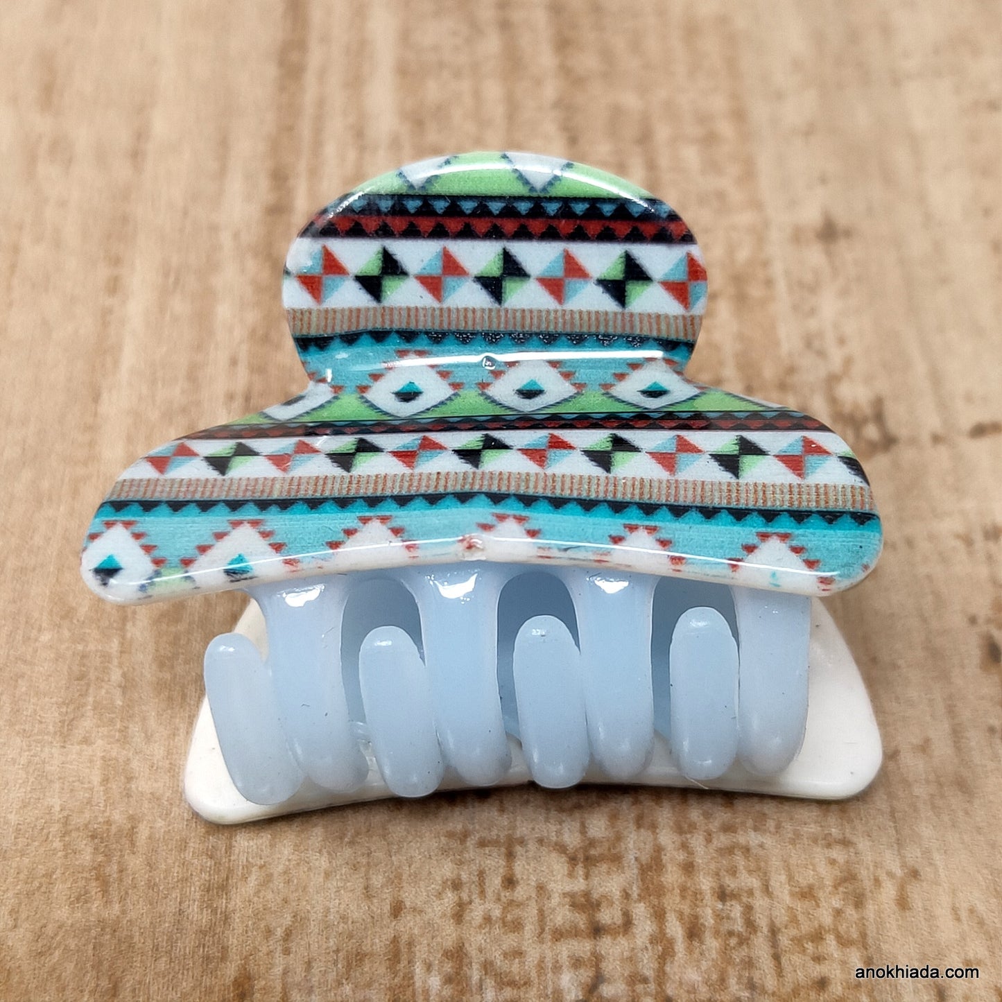 Textured Fancy Plastic Hair Clutcher / Hair Claw for Girls and Women (98-02F Clutcher)