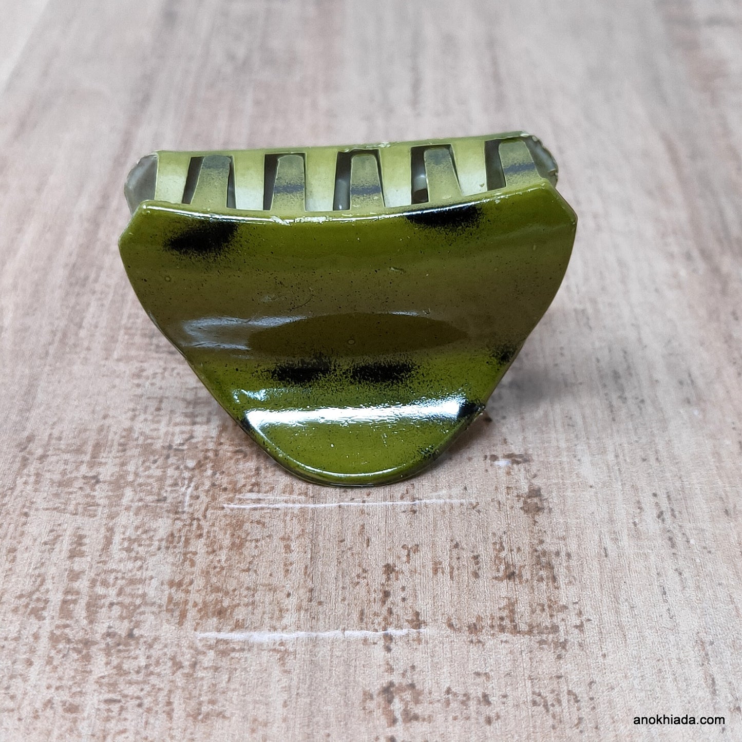 Tiger Print Plastic Green Hair Clutcher / Hair Claw for Girls and Women (98-09C Clutcher)