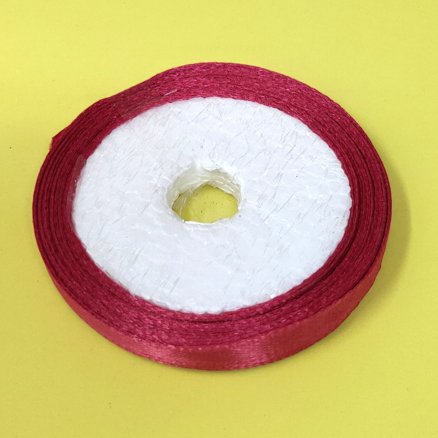 6.5mm (Quarter Inch) Maroon Satin Ribbon (006)