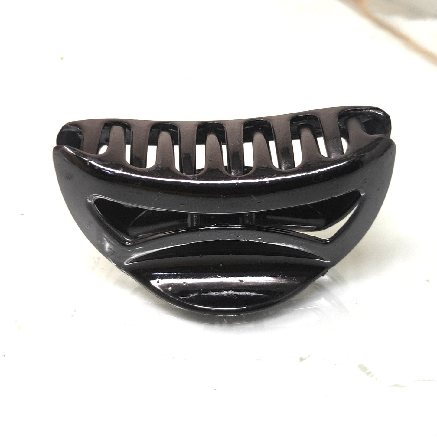 Anokhi Ada Large Plastic Hair Claw for Girls and Women (Black,,ZA-13)