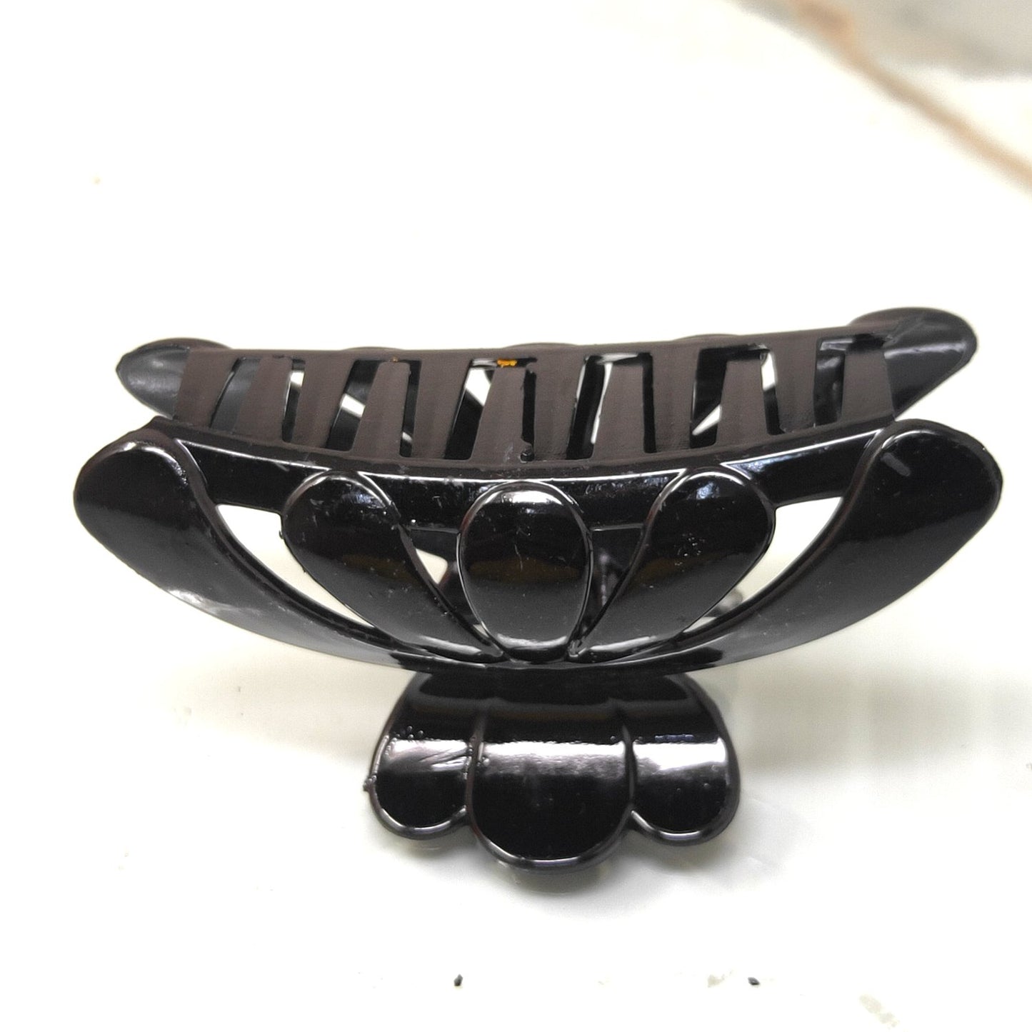 Anokhi Ada Large Plastic Hair Claw for Girls and Women (Black,ZA-15-a)