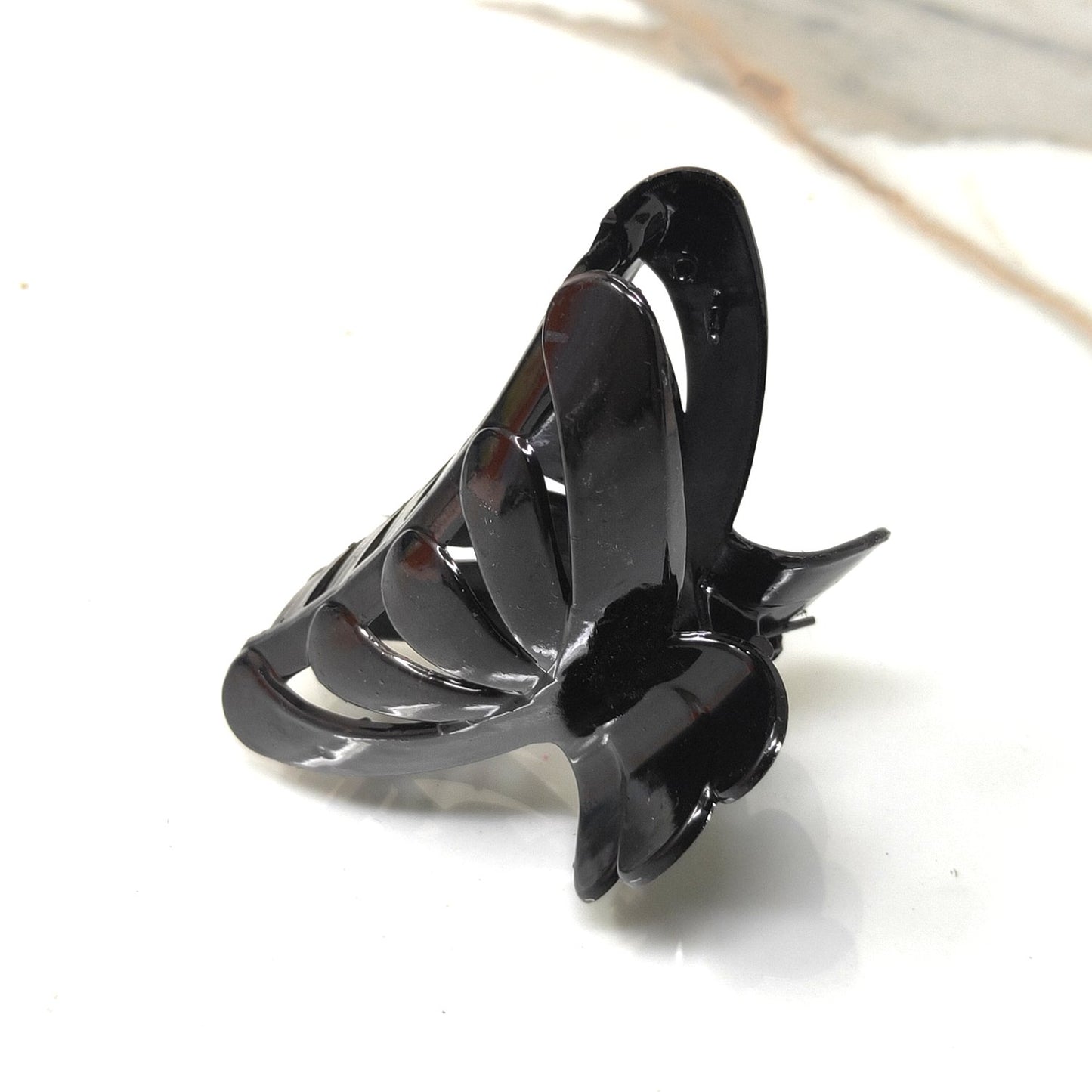 Anokhi Ada Large Plastic Hair Claw for Girls and Women (Black,ZA-15-a)